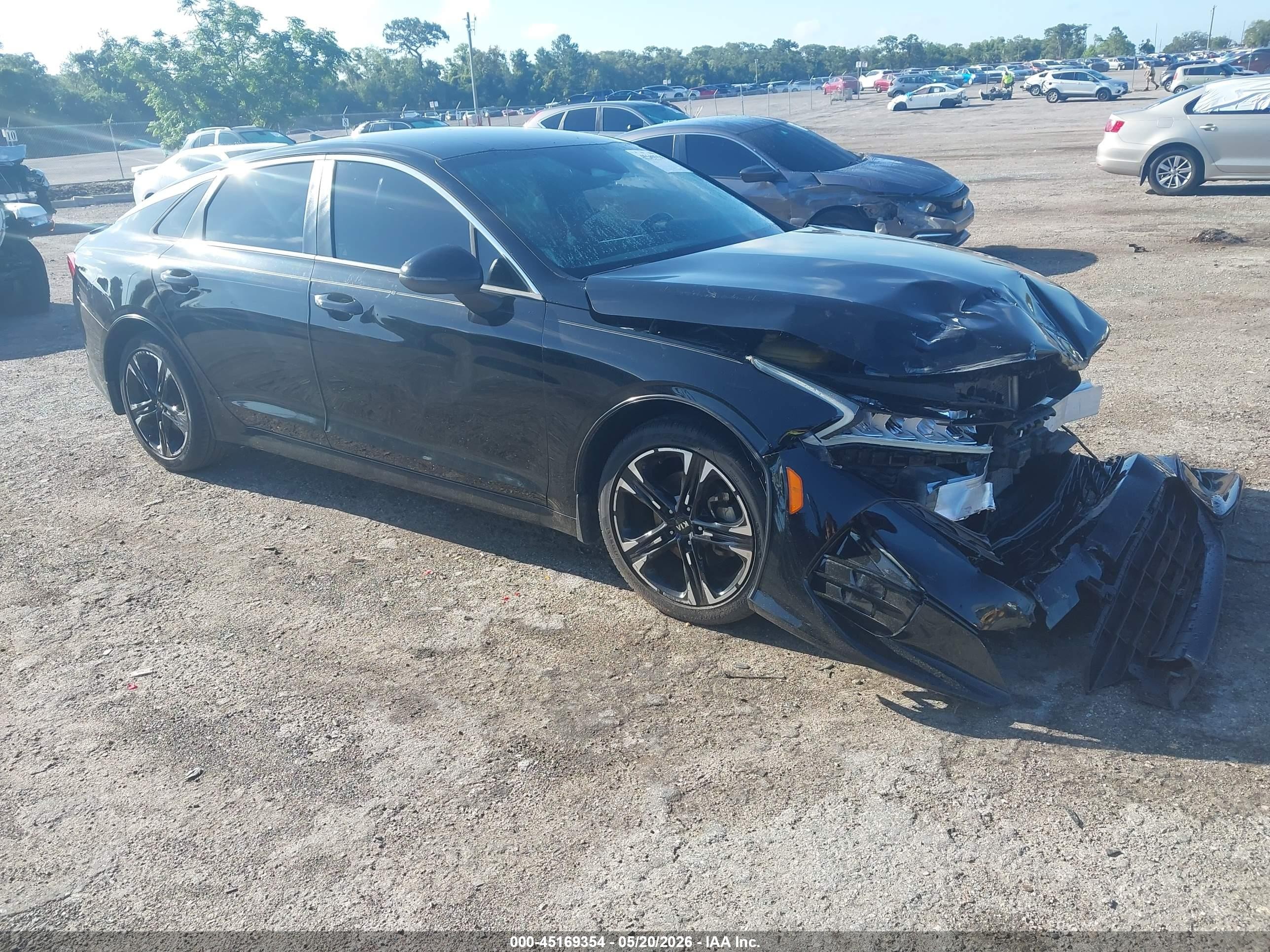 2021 Kia K5 GT-Line, VIN 5XXG64J2XMG022192 — Front end