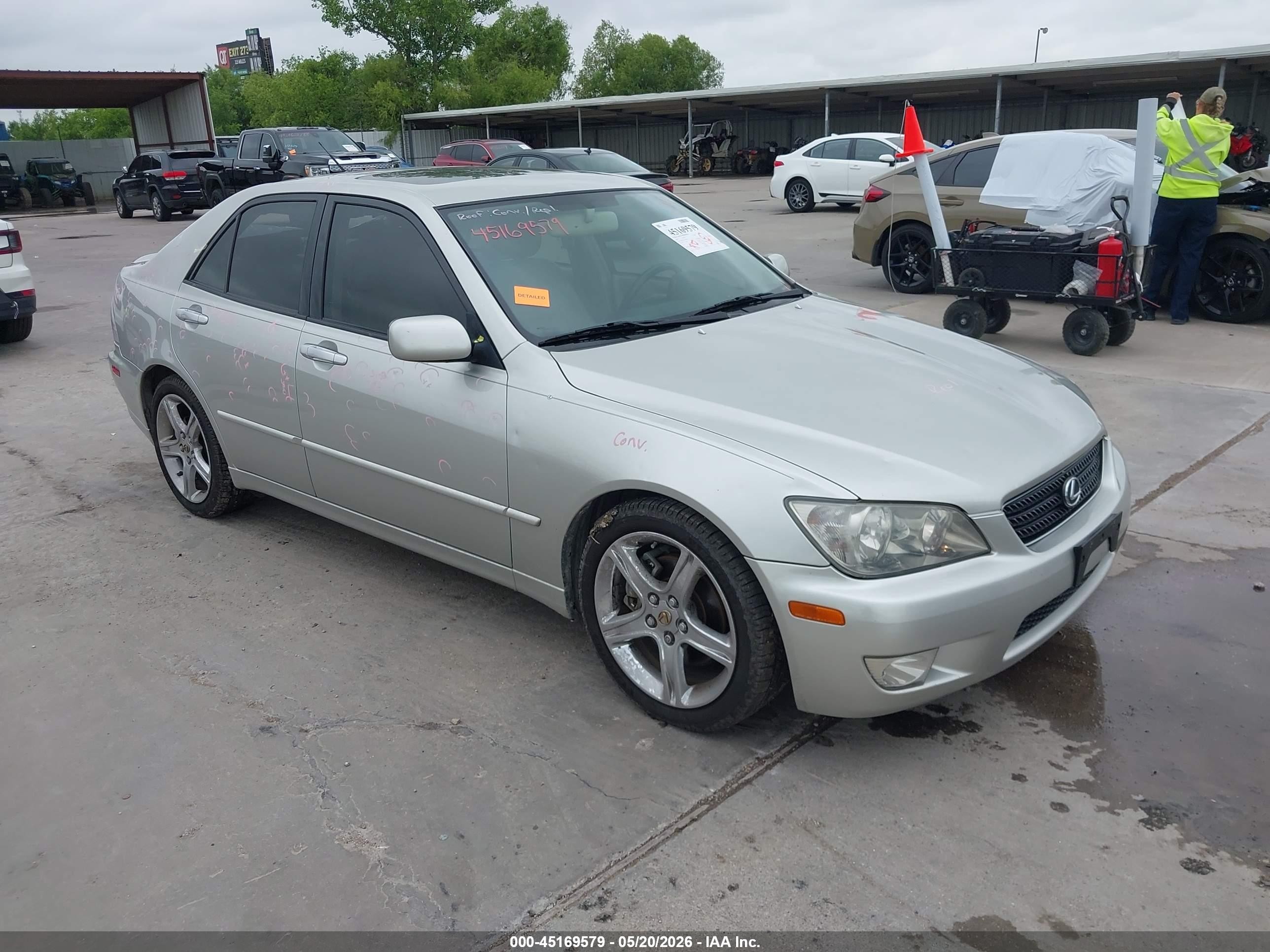 2003 Lexus IS 300/350, VIN JTHBD192230080069 — Град