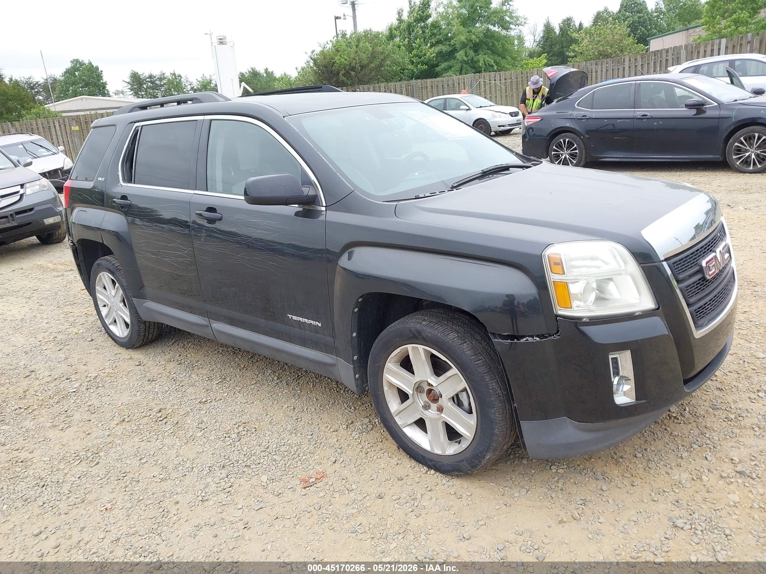 2011 GMC Terrain SLT-1, VIN 2CTALUEC0B6362270 — Vandalism