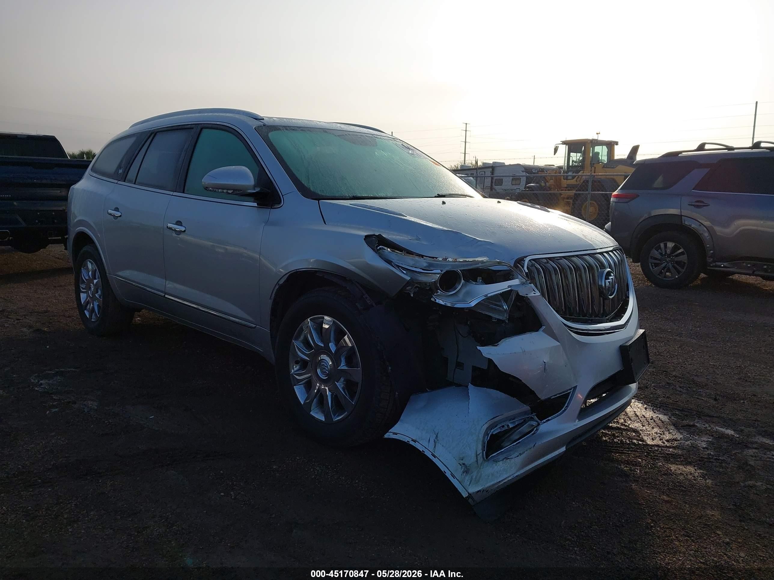 2017 Buick Enclave Leather, VIN 5GAKRBKD2HJ204767 — Front end