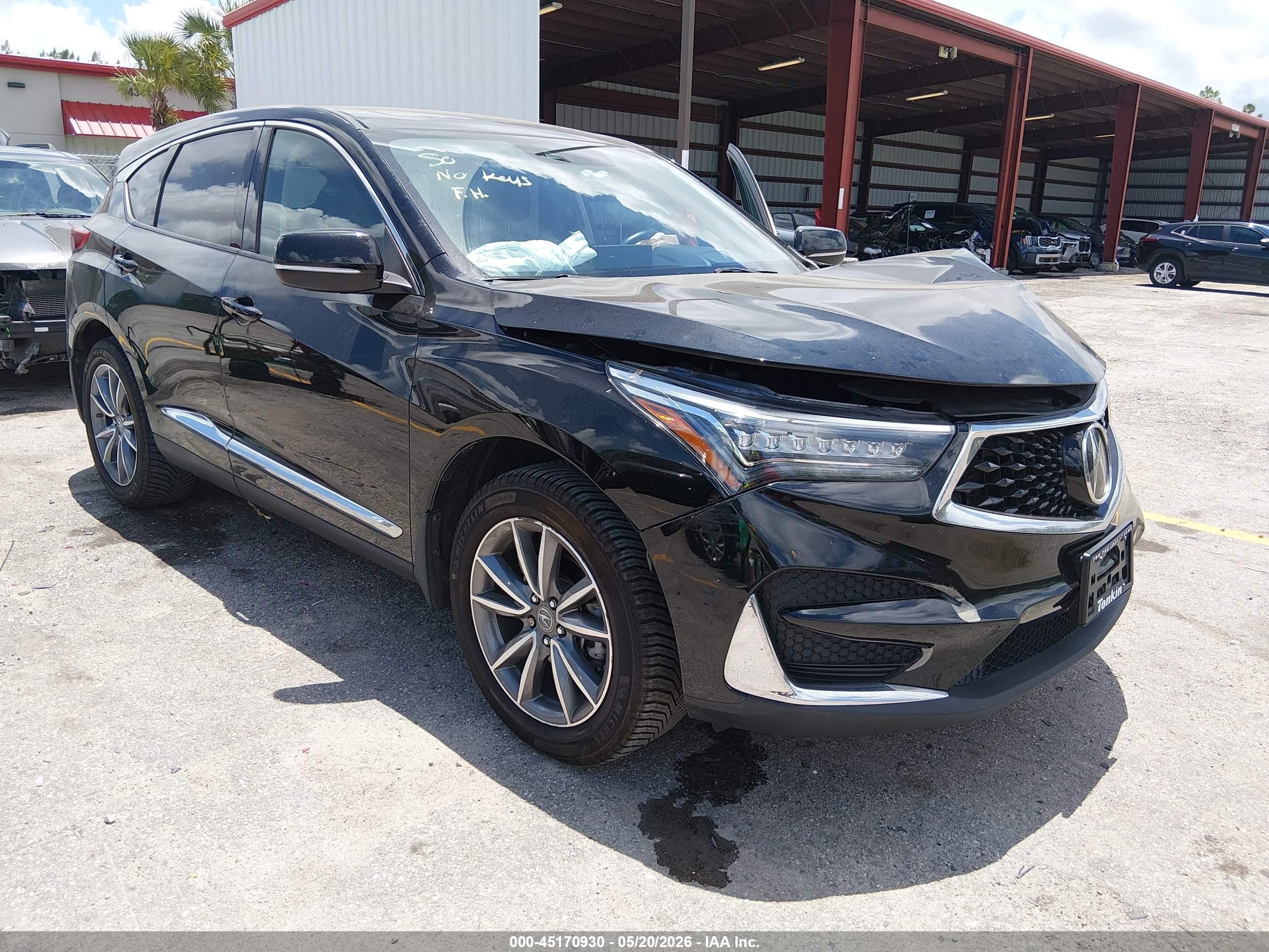2019 Acura RDX Technology, VIN 5J8TC2H54KL022487 — Front end