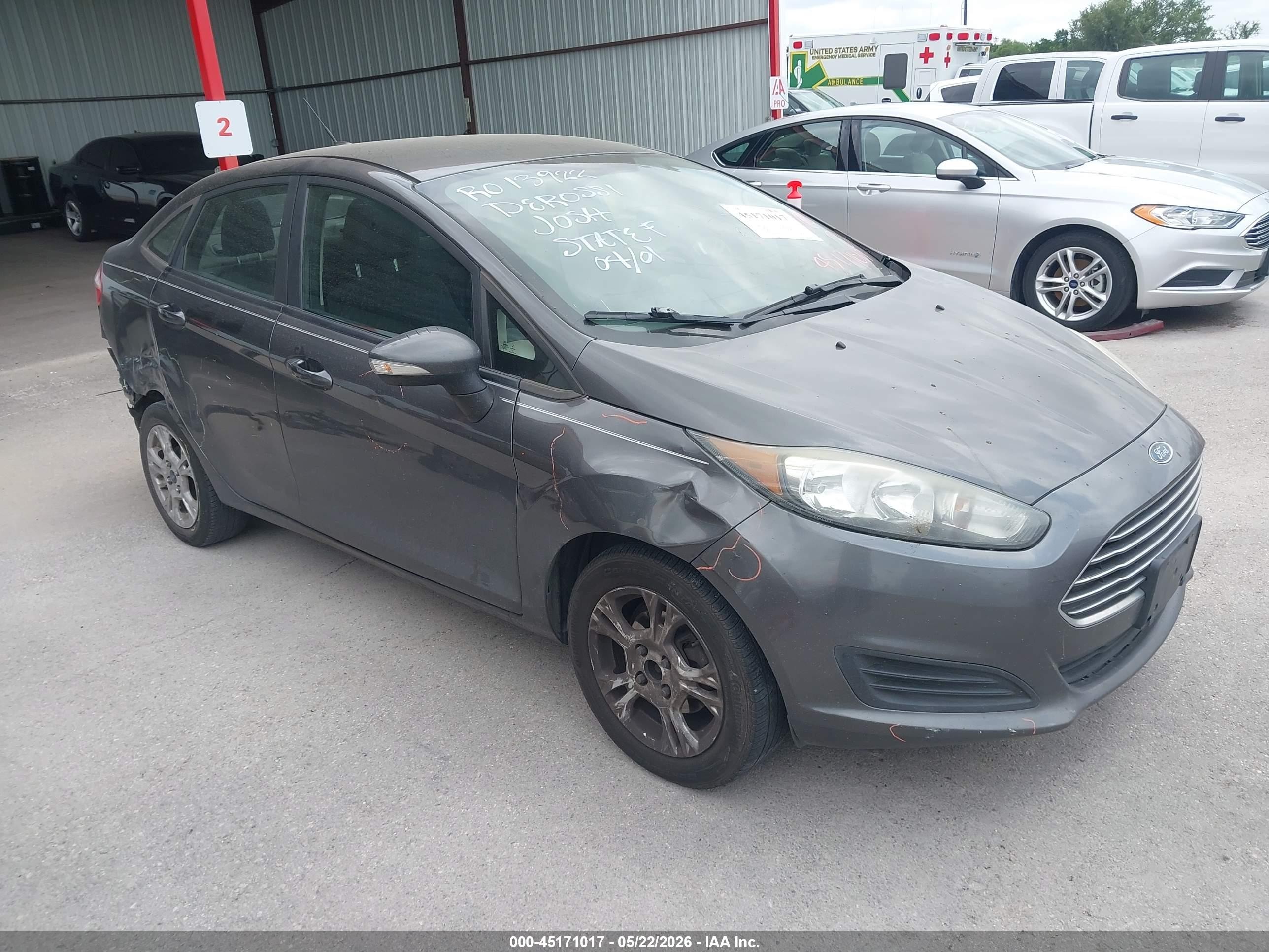 2015 Ford Fiesta SE, VIN 3FADP4BJ2FM221105 — Rear end