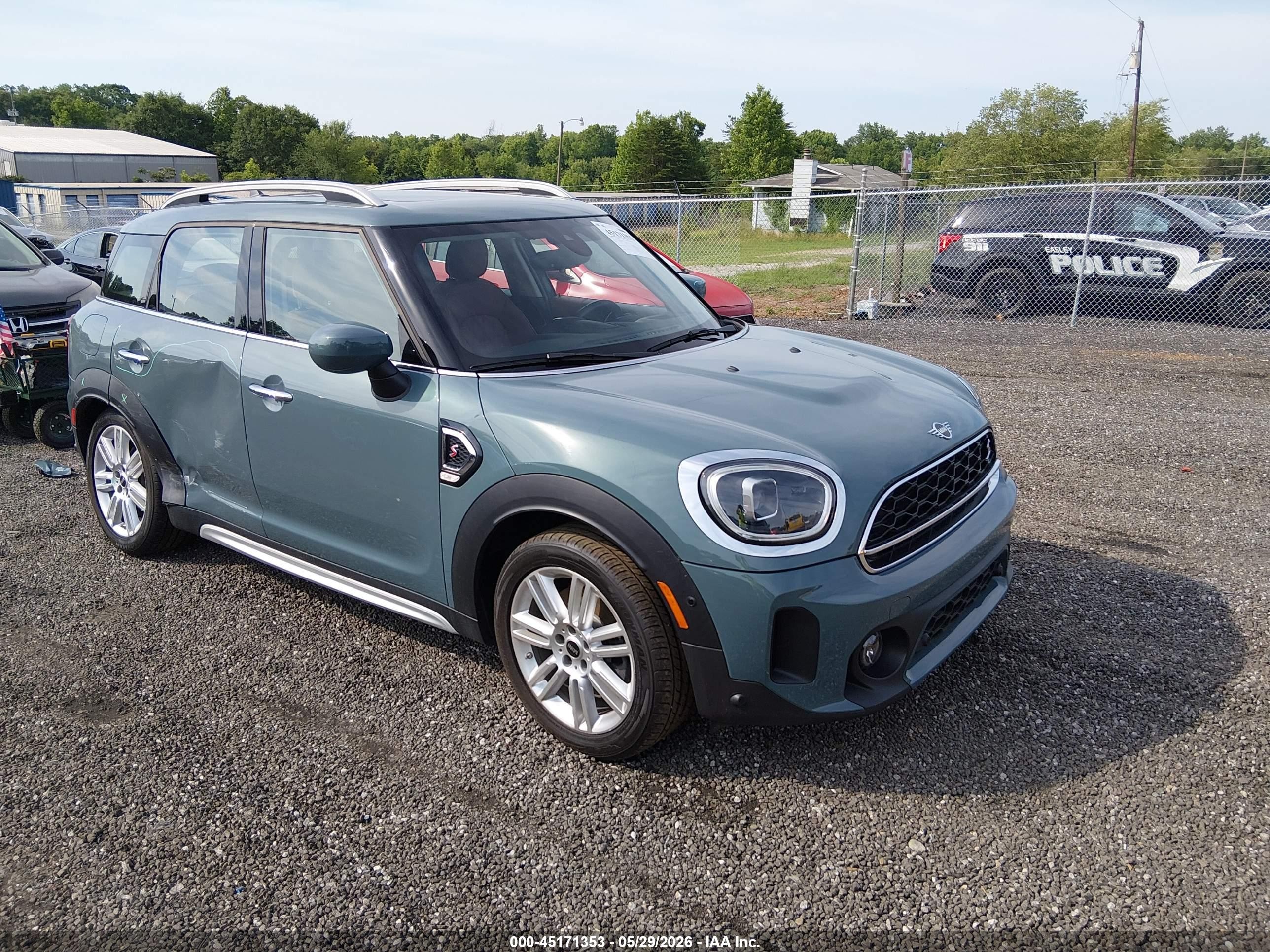 2023 MINI Countryman Cooper S, VIN WMZ53BR03P3P83738 — Side