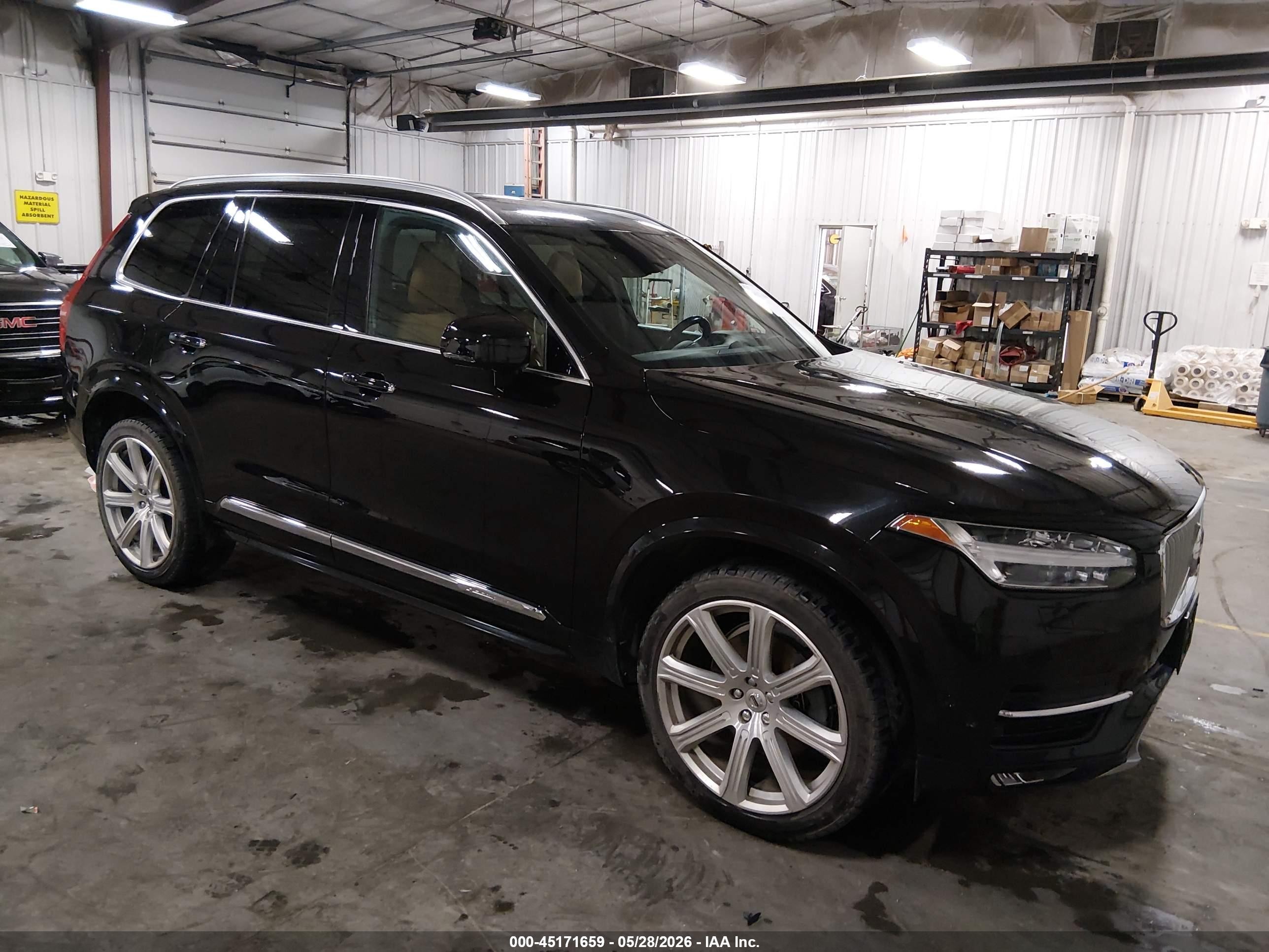 2017 Volvo XC90 Inscription, VIN YV4A22PL2H1172687 — Hail