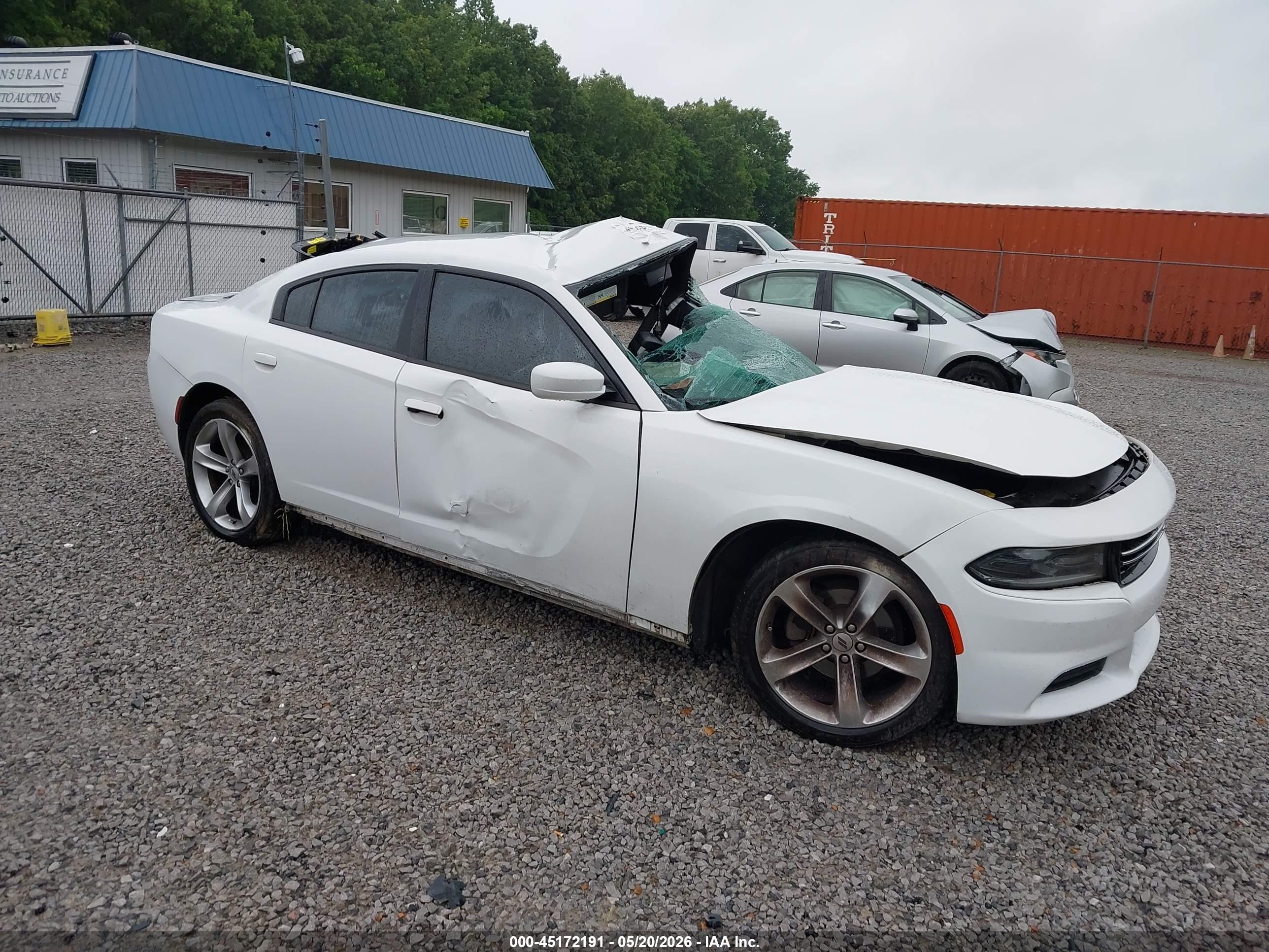 2015 Dodge Charger SE, VIN 2C3CDXBG8FH827290 — Биологическое загрязнение