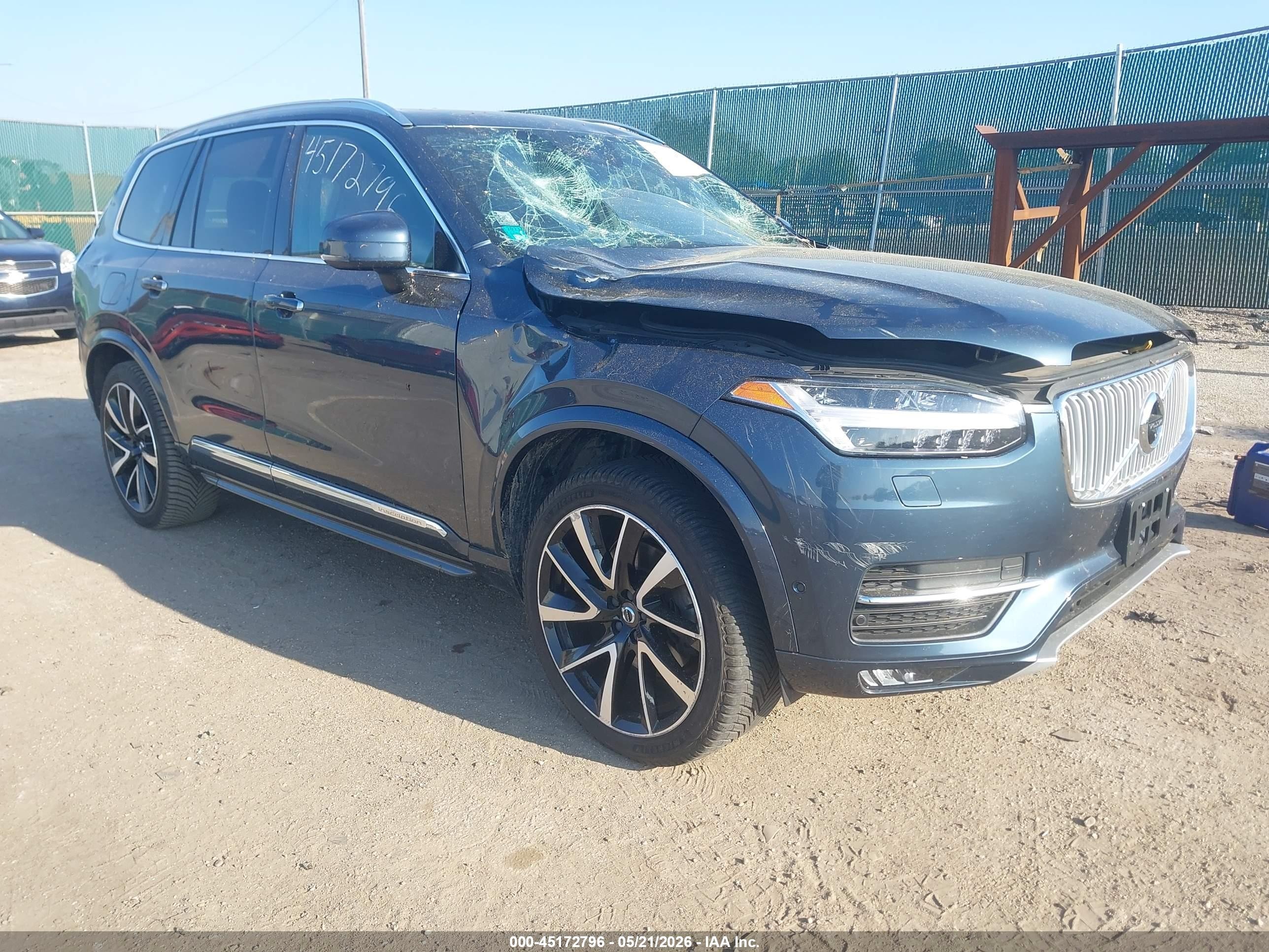 2018 Volvo XC90 Inscription, VIN YV4A22PL1J1358372 — Storm