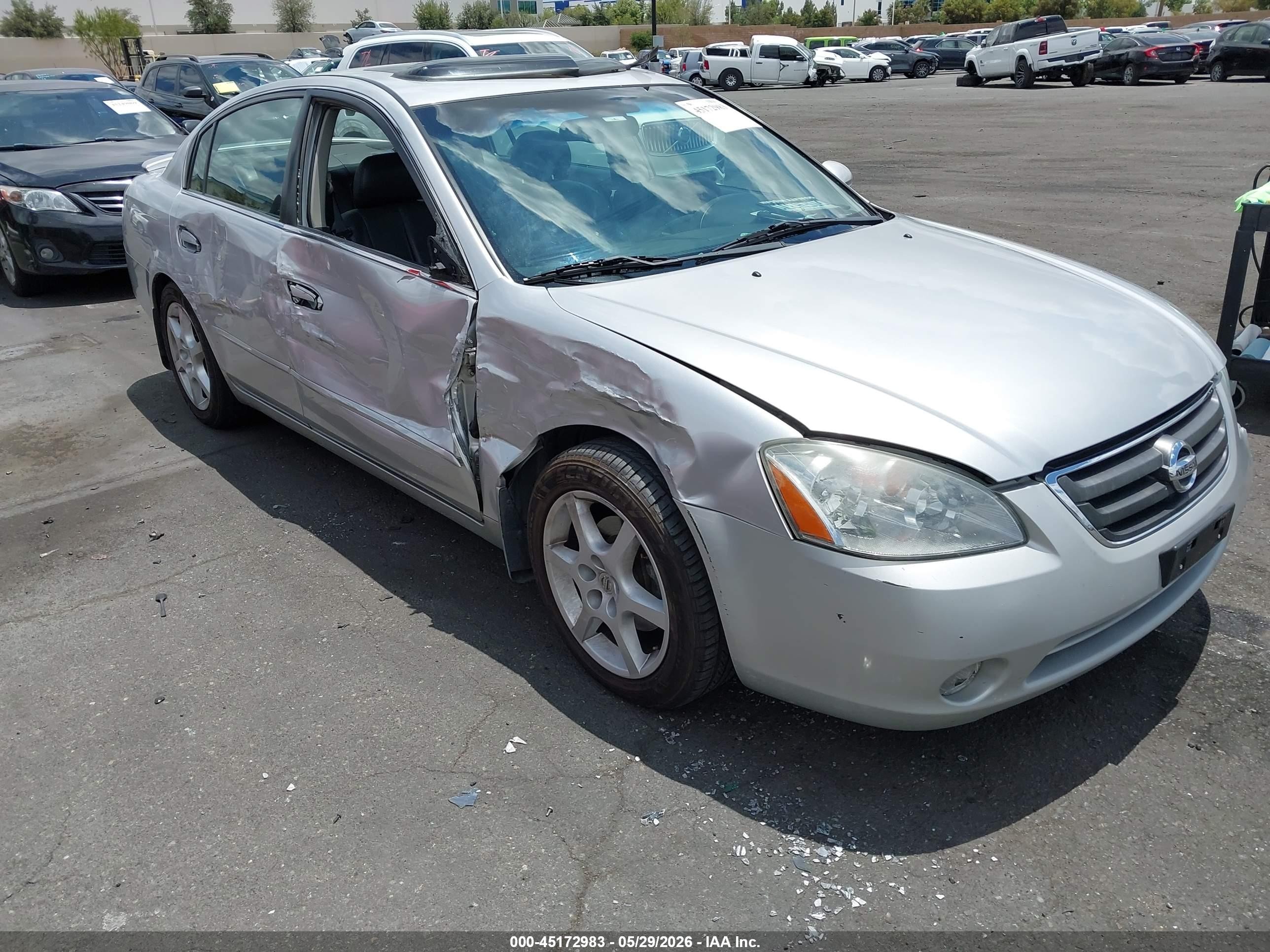 2002 Nissan Altima SE, VIN 1N4BL11E22C253635 — Side
