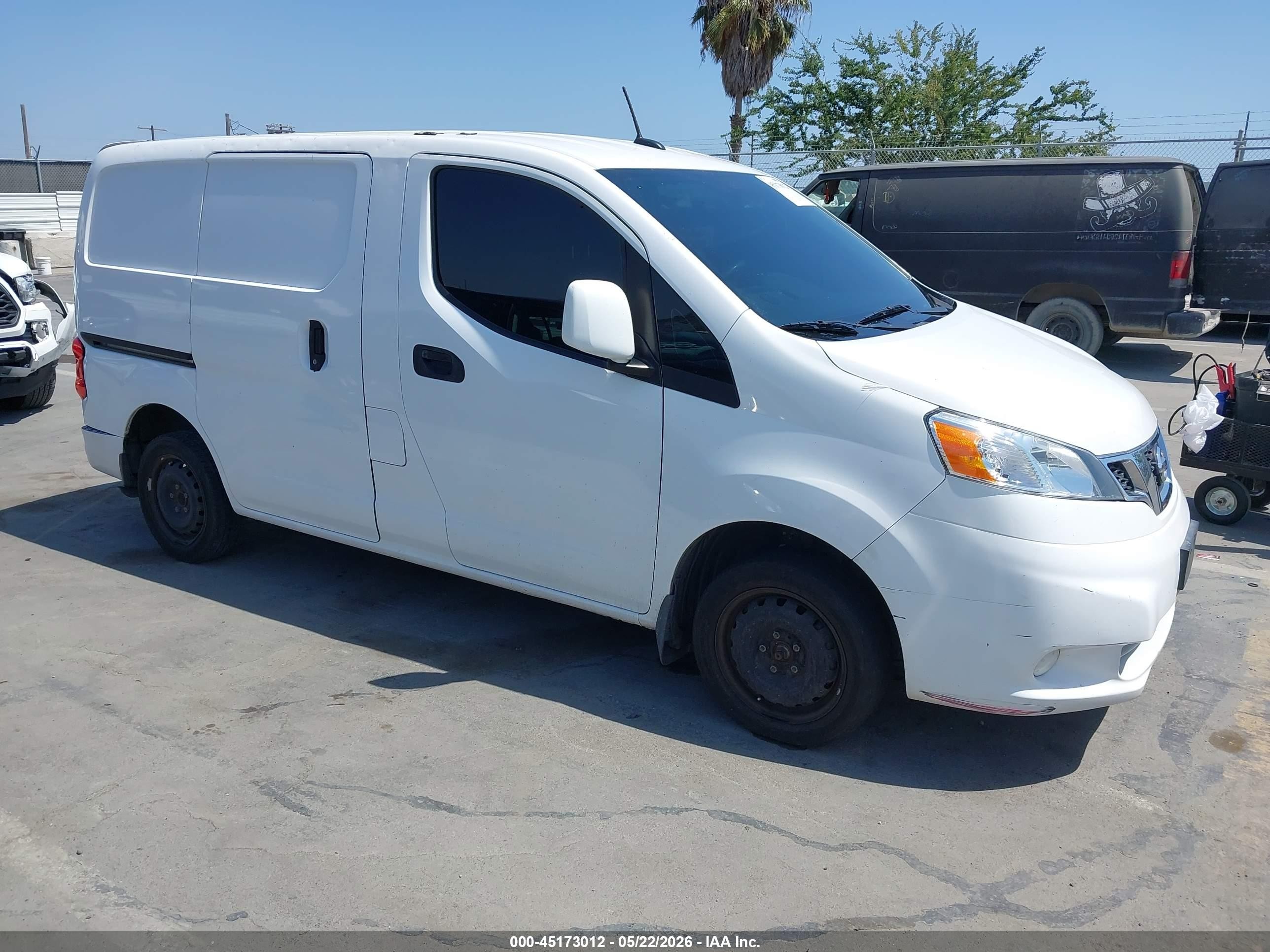2020 Nissan NV200 S, VIN 3N6CM0KN1LK702963 — Rear end