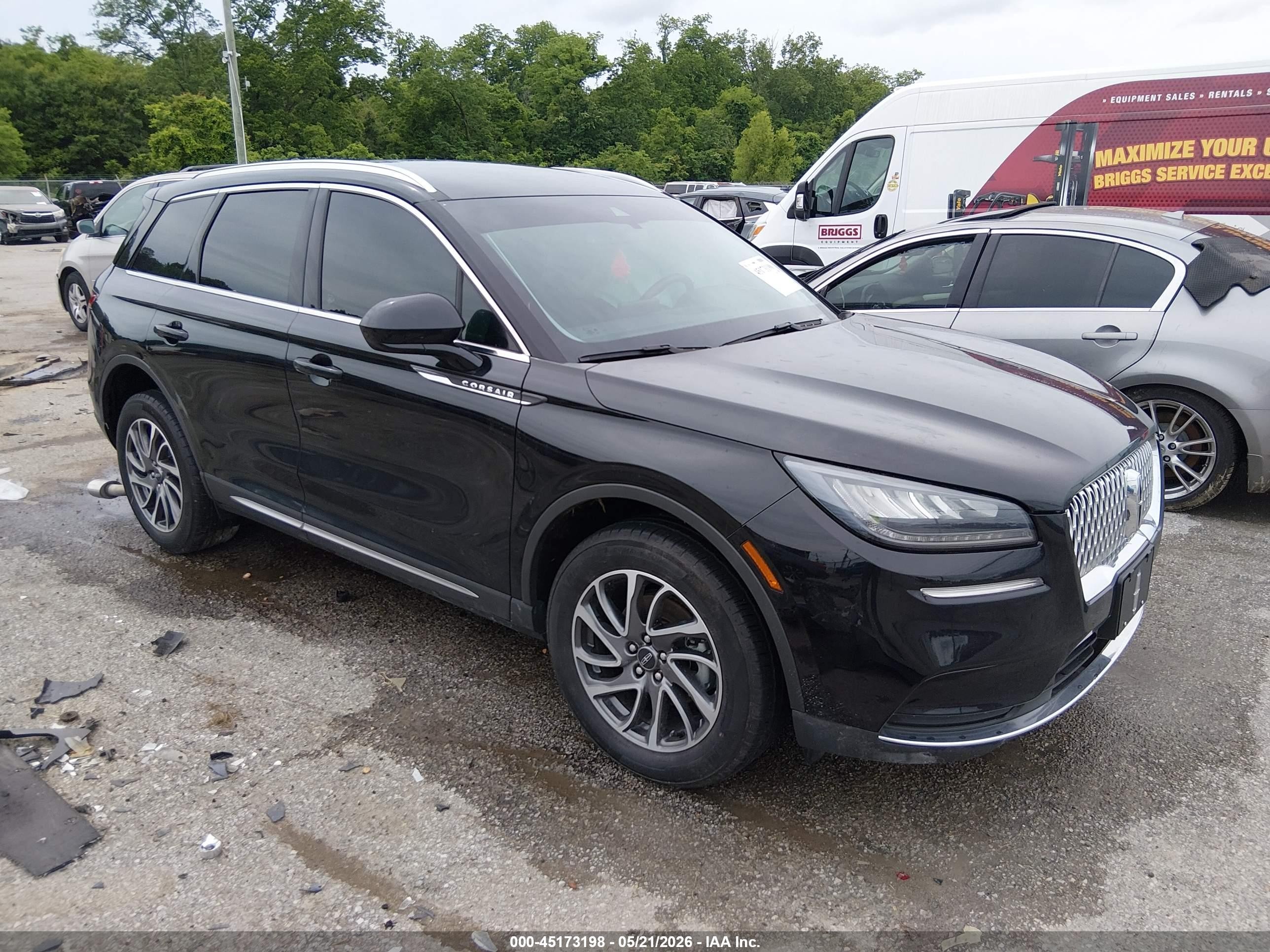 2022 Lincoln Corsair Standard, VIN 5LMCJ1C91NUL13156 — Rear end
