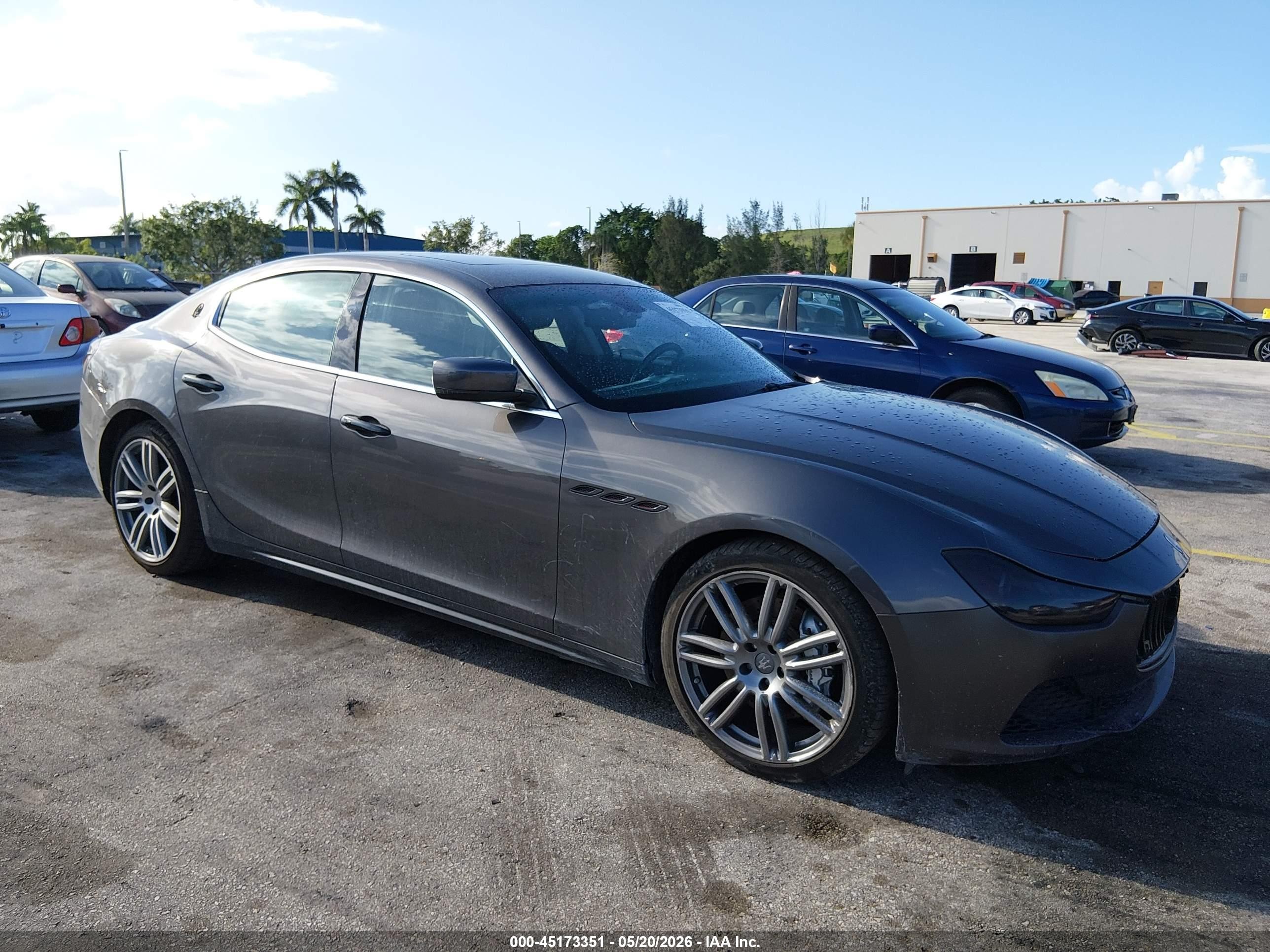 2014 Maserati Ghibli S Q4, VIN ZAM57RTAXE1125207 — Front end