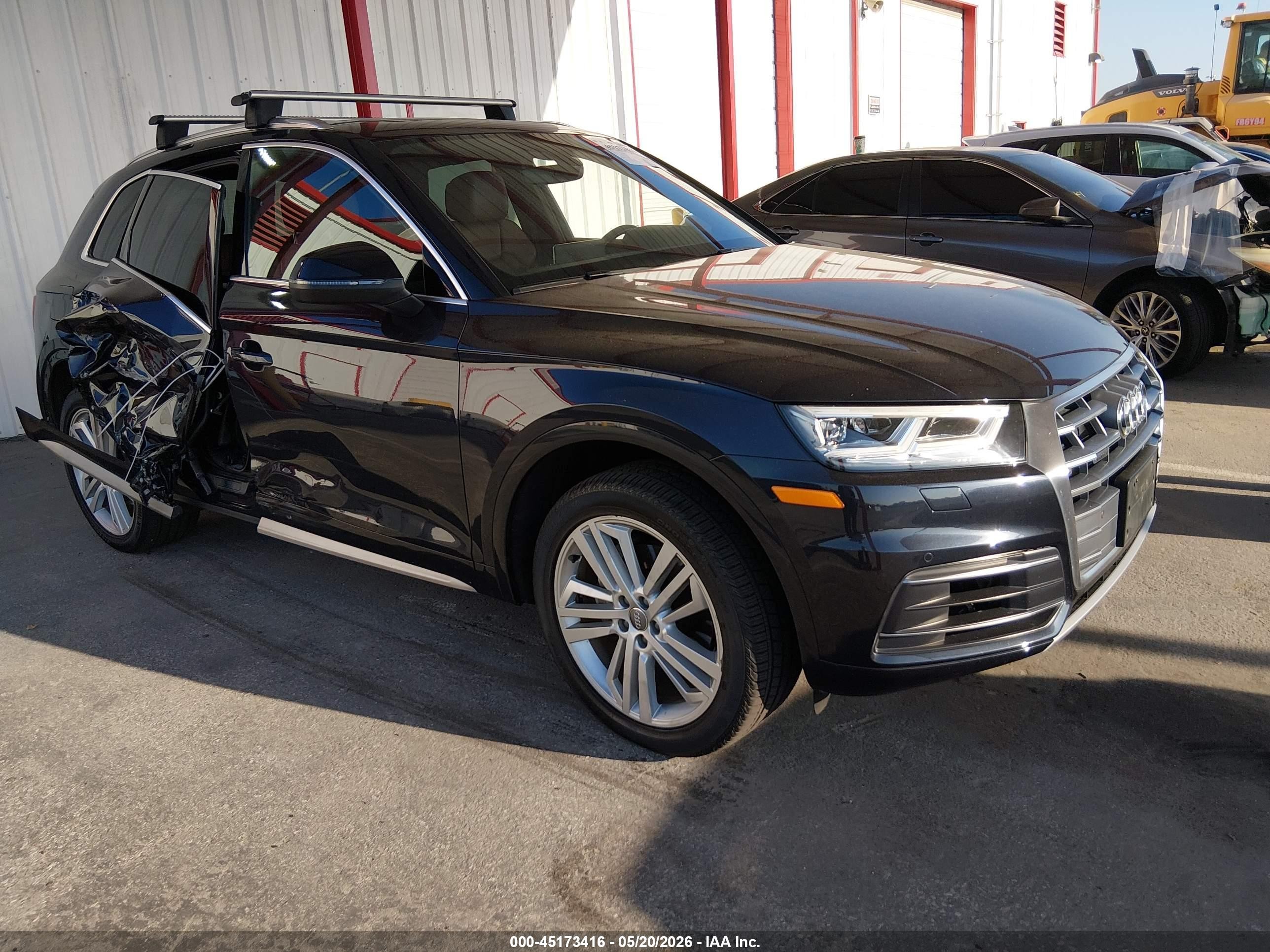 2019 Audi Q5 Premium Plus, VIN WA1BNAFYXK2085170 — Side