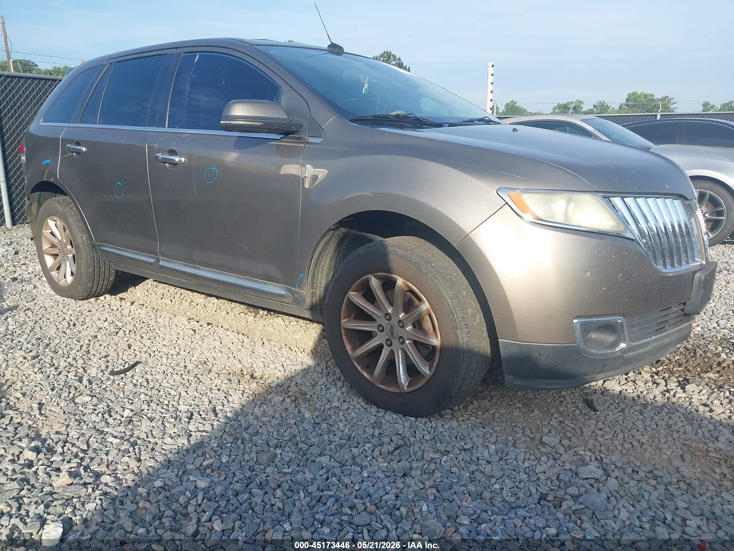 2012 Lincoln MKX, VIN 2LMDJ6JK8CBL05122 — Rear end