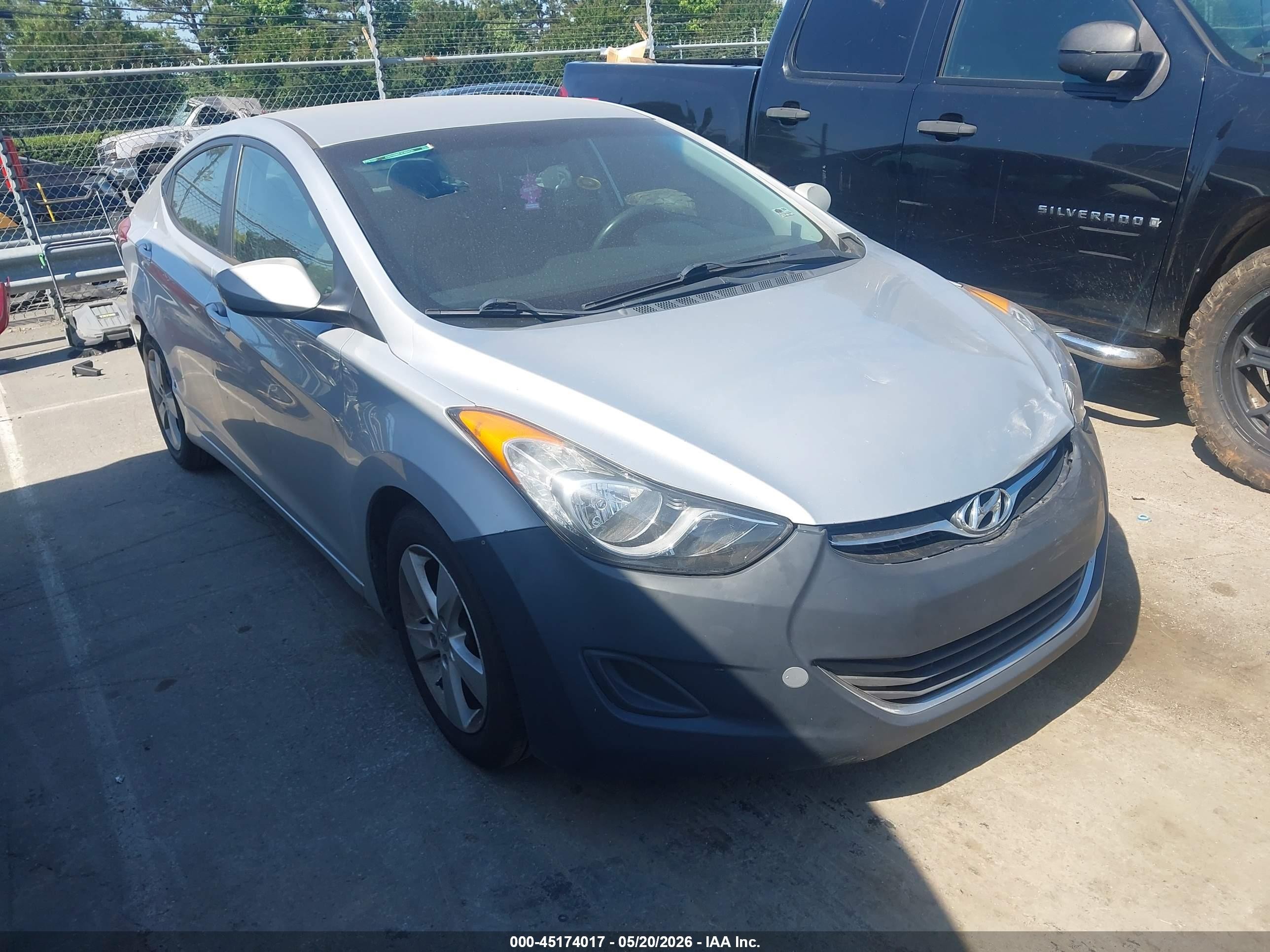 2013 Hyundai Elantra GLS, VIN 5NPDH4AE5DH371966 — All over
