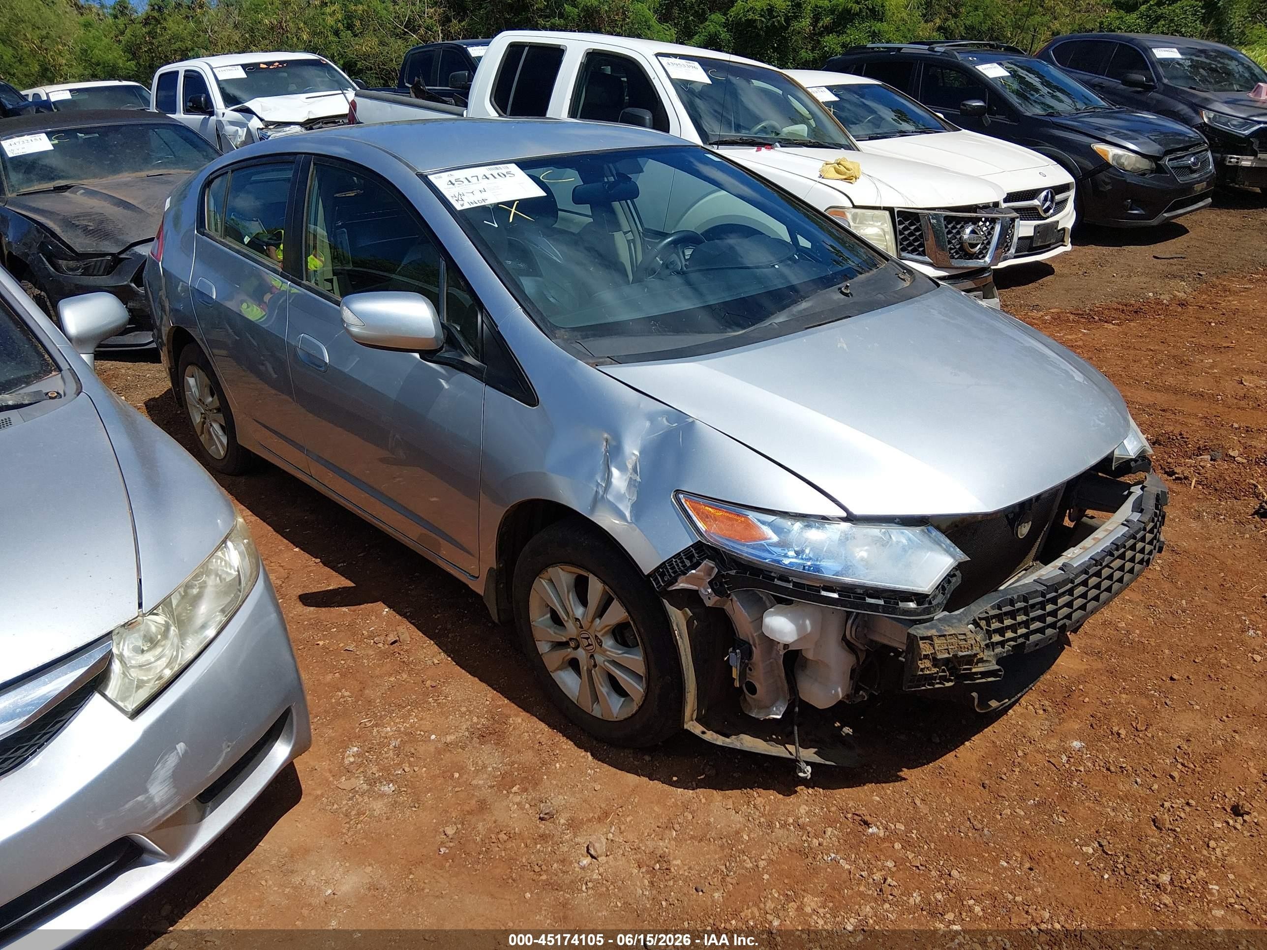 2013 Honda Insight EX, VIN JHMZE2H79DS000125 — Stripped