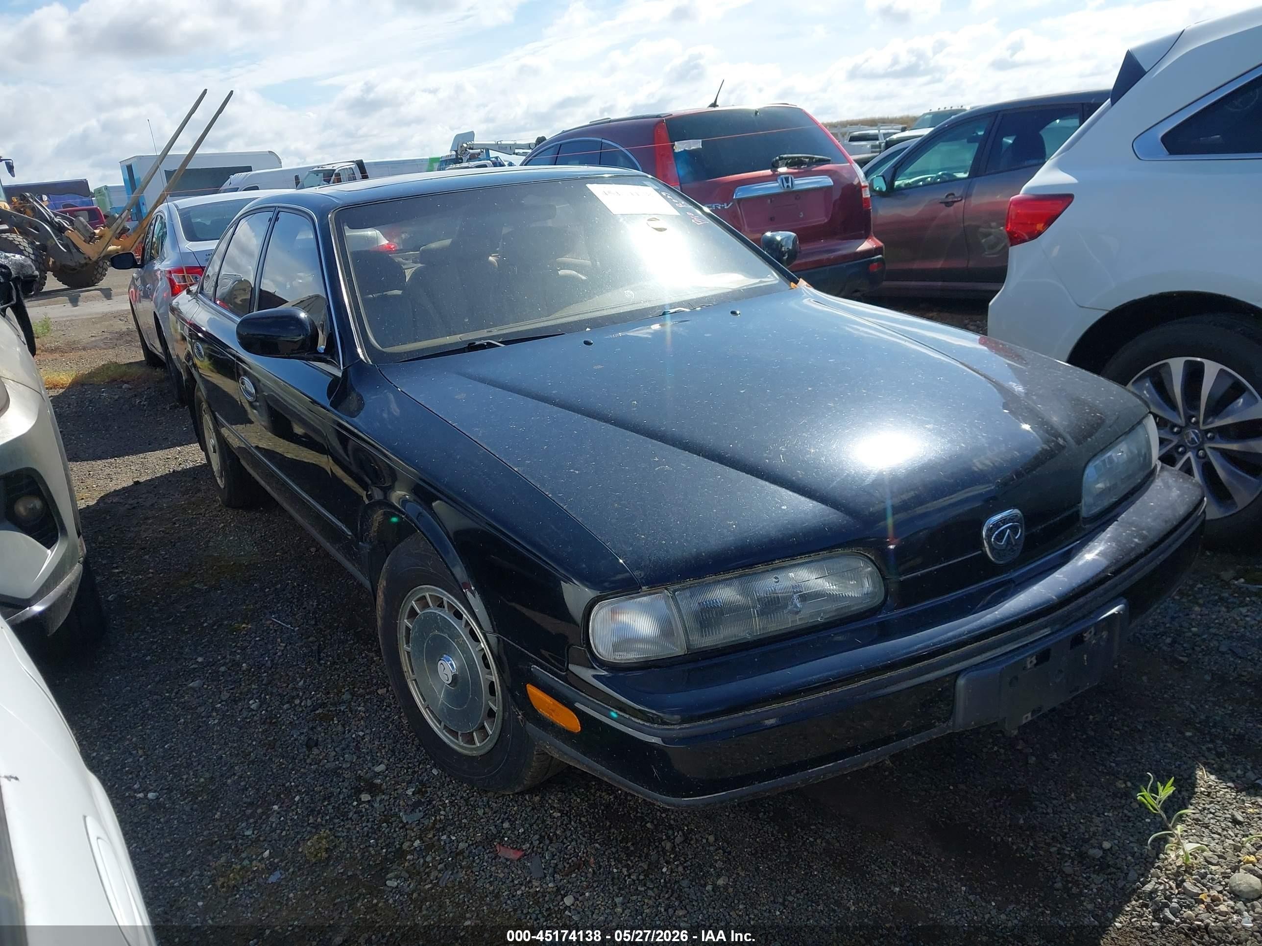 1990 Infiniti Q45, VIN JNKNG01C2LM004122 — Normal wear