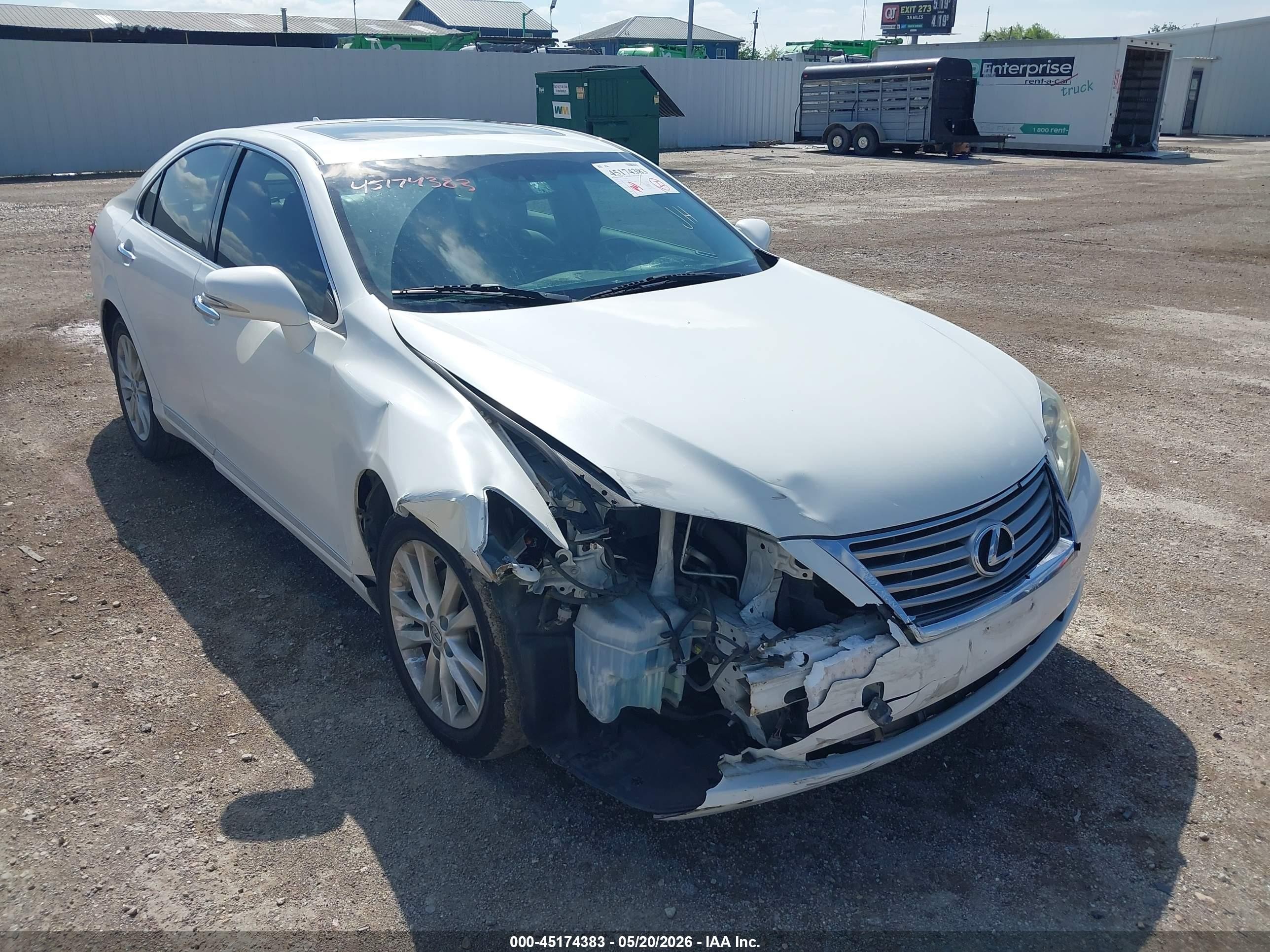 2012 Lexus ES 330, VIN JTHBK1EG5C2475990 — Front end