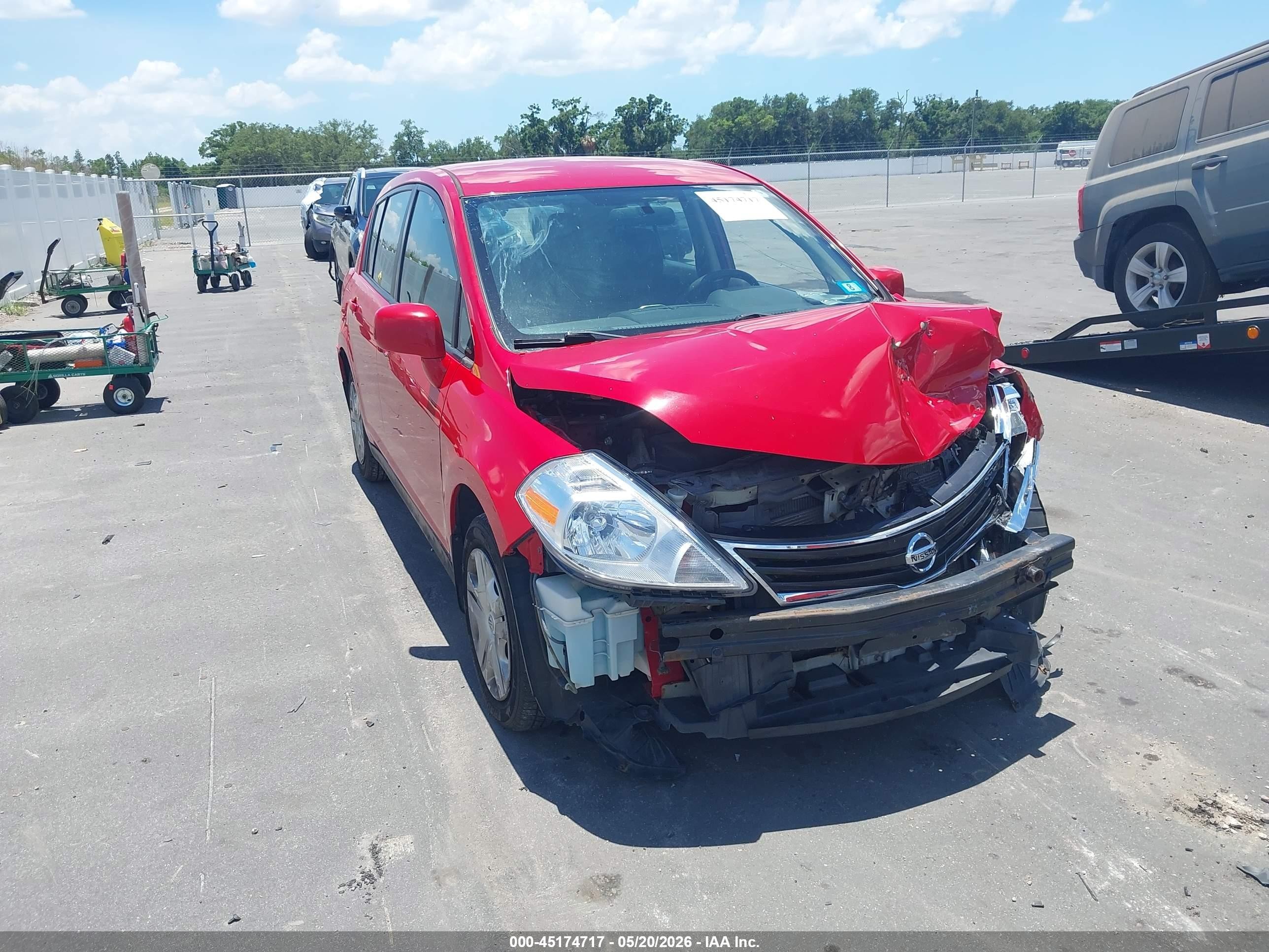 2011 Nissan Versa S, VIN 3N1BC1CP1BL447217 — Front end