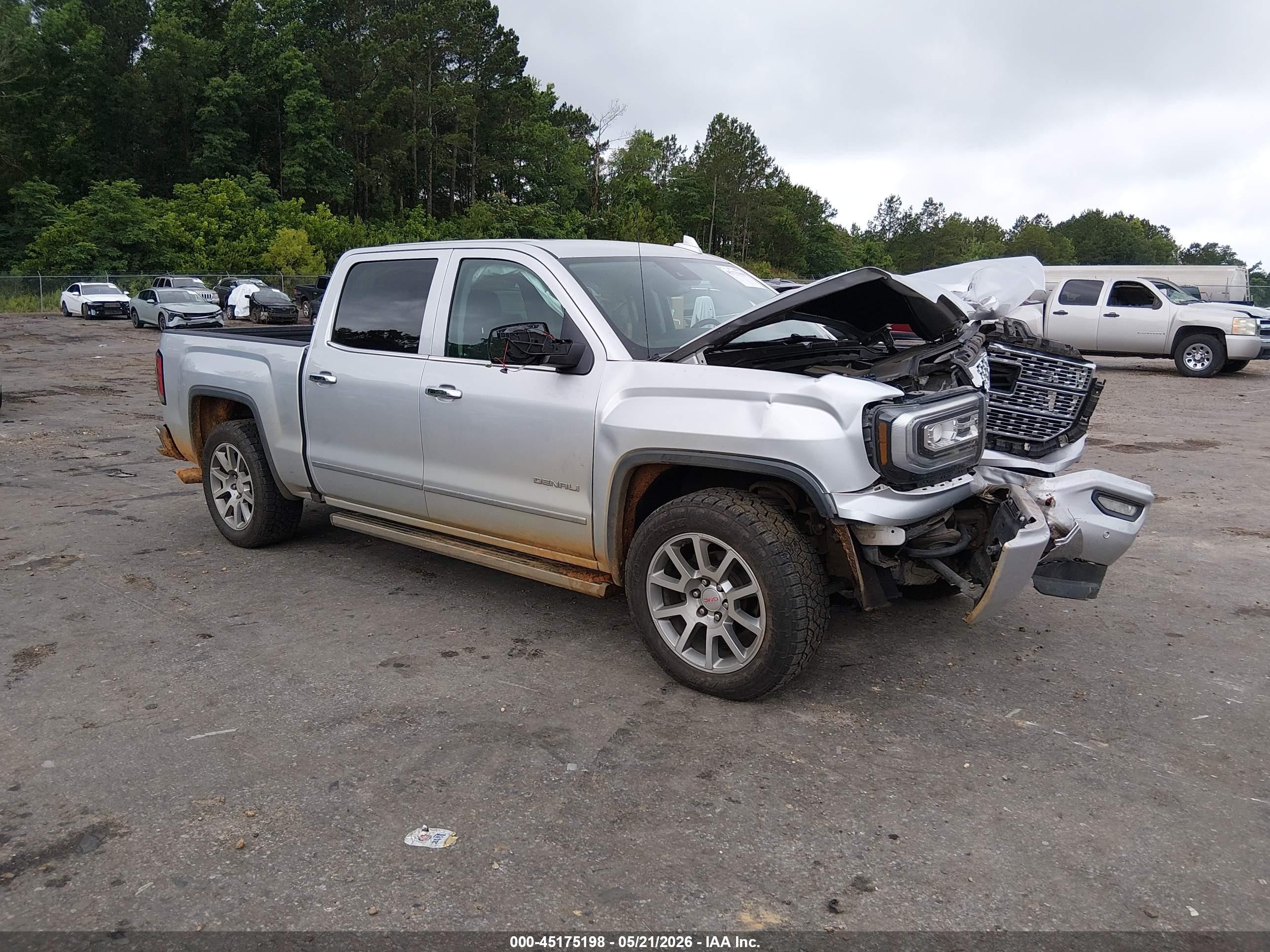 2018 GMC Sierra 1500 Denali, VIN 3GTU2PEJ8JG263792 — Front end