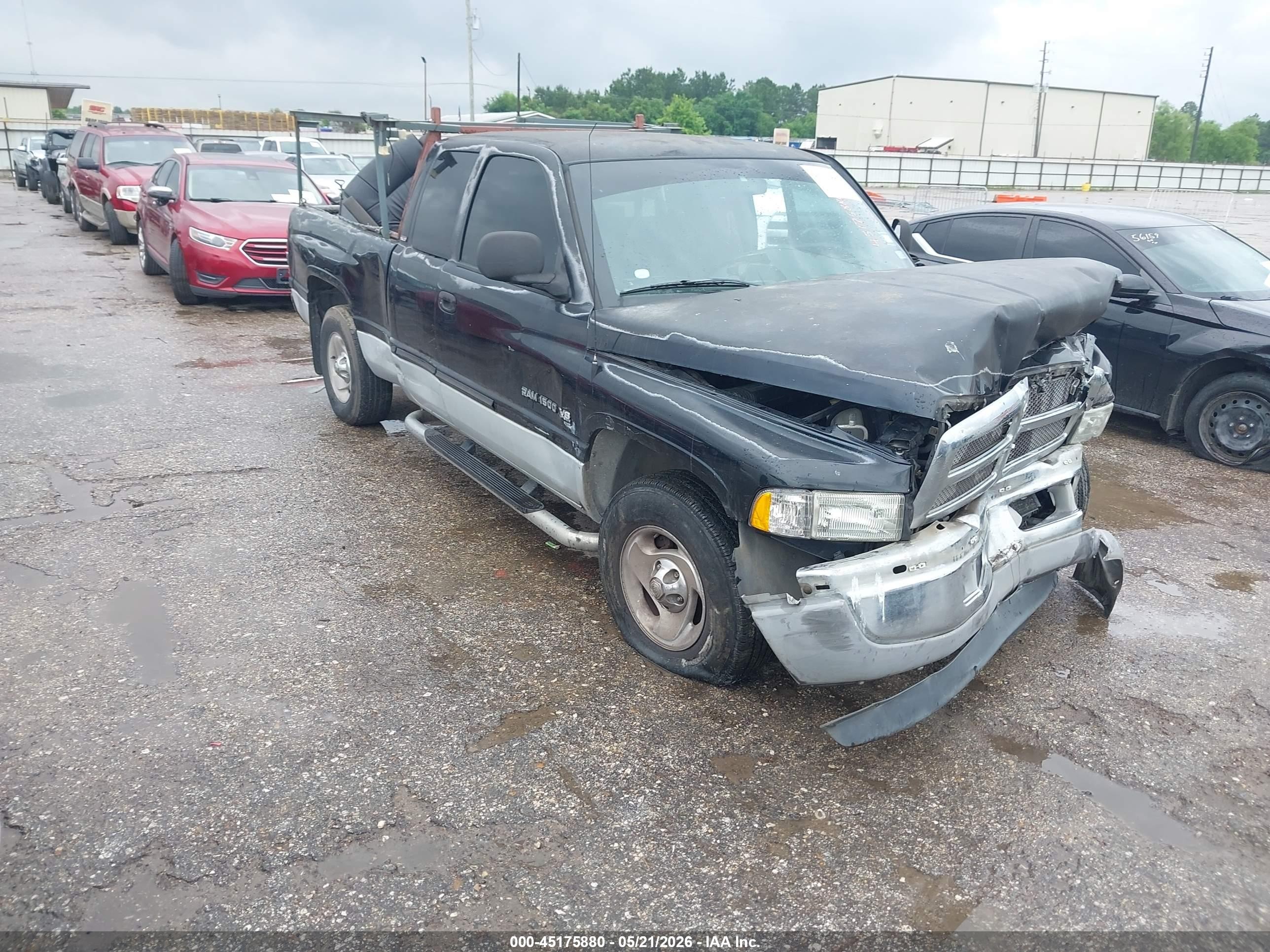 2001 Dodge 1500, VIN 3B7HC13Y31G238584 — All over