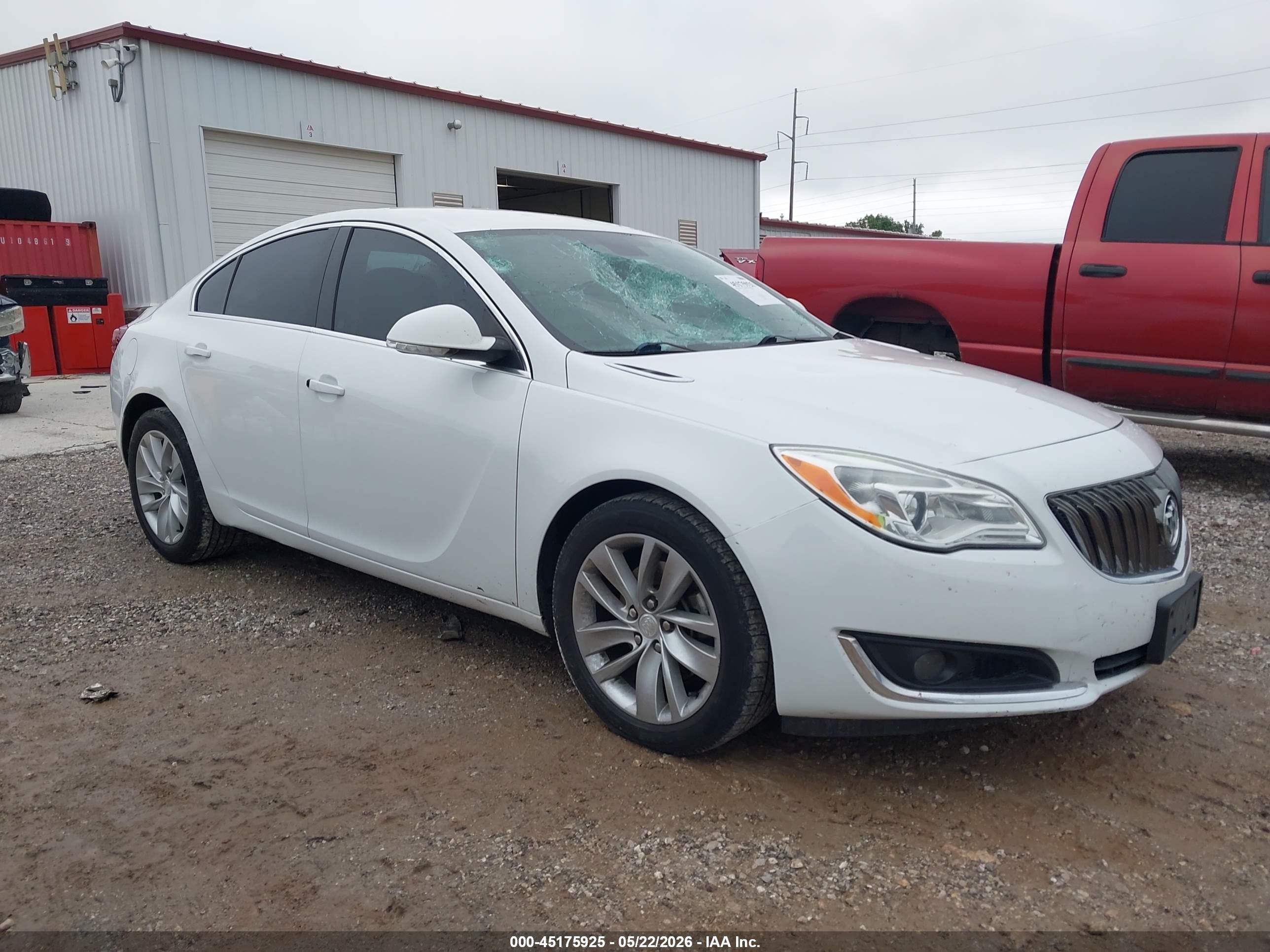 2016 Buick Regal, VIN 2G4GK5EX4G9160079 — Фото с аукциона