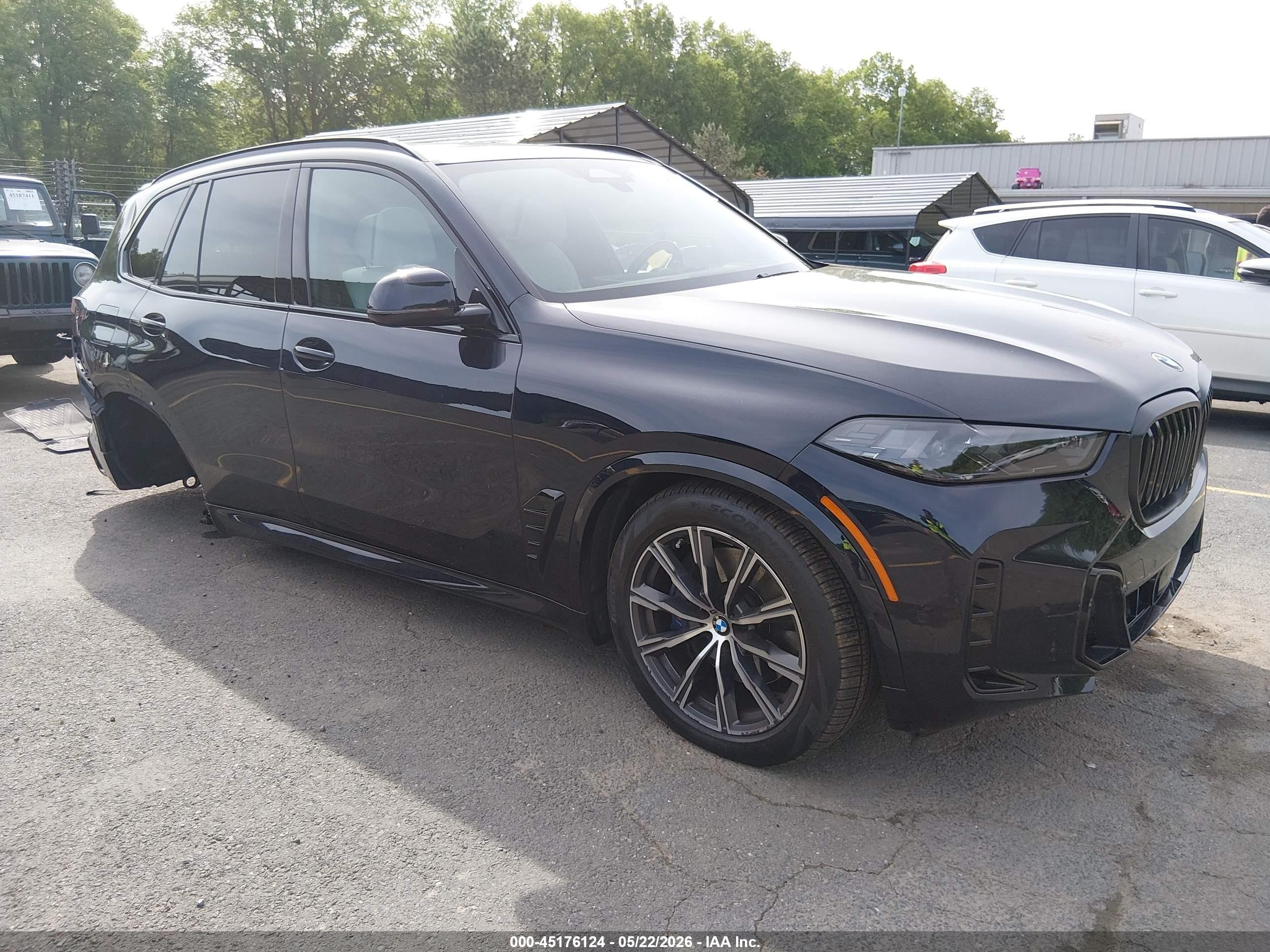 2025 BMW X5 xDrive40i, VIN 5UX23EU02S9W42921 — Undercarriage