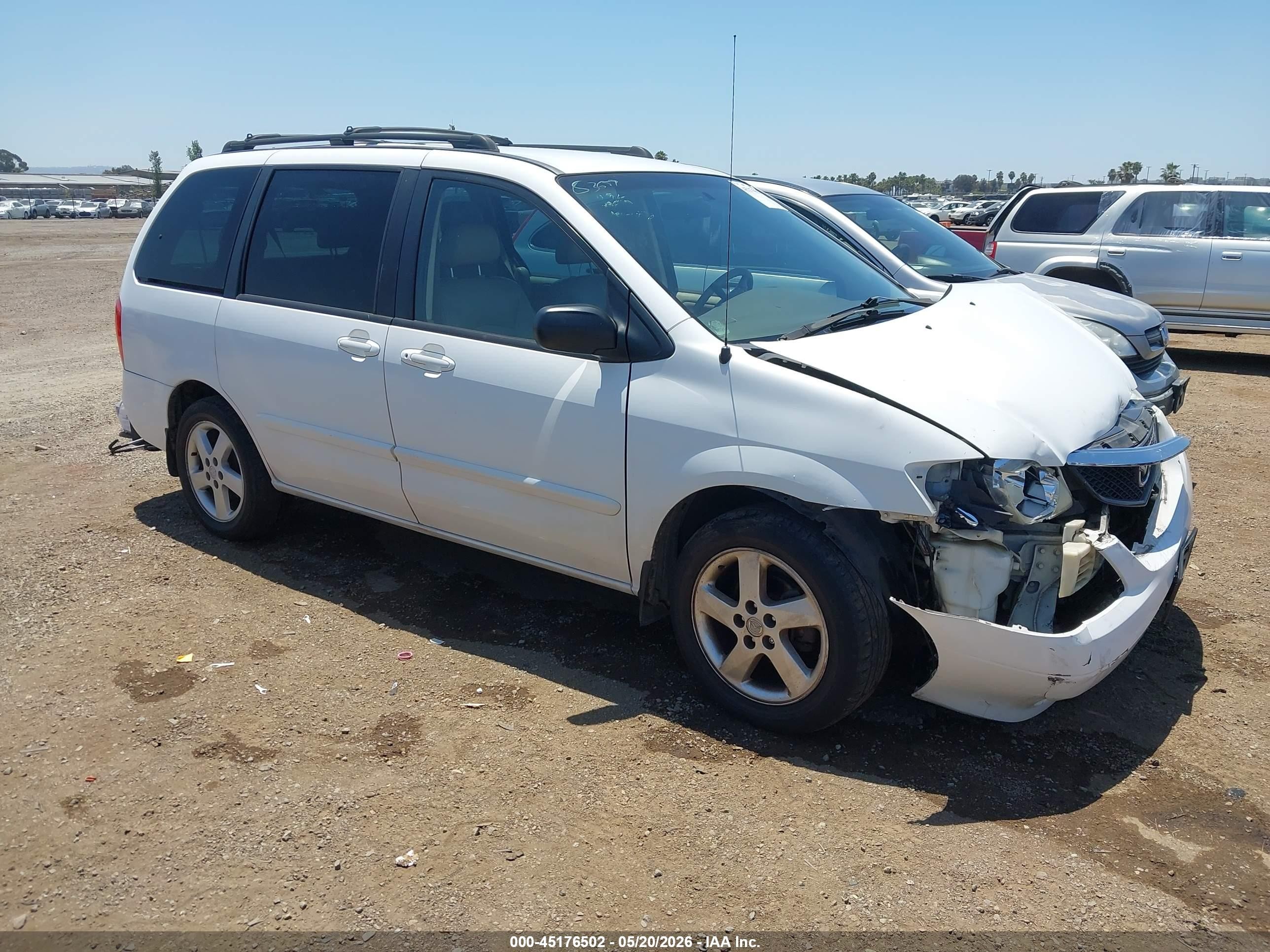 2002 Mazda MPV LX, VIN JM3LW28J020324919 — Front end