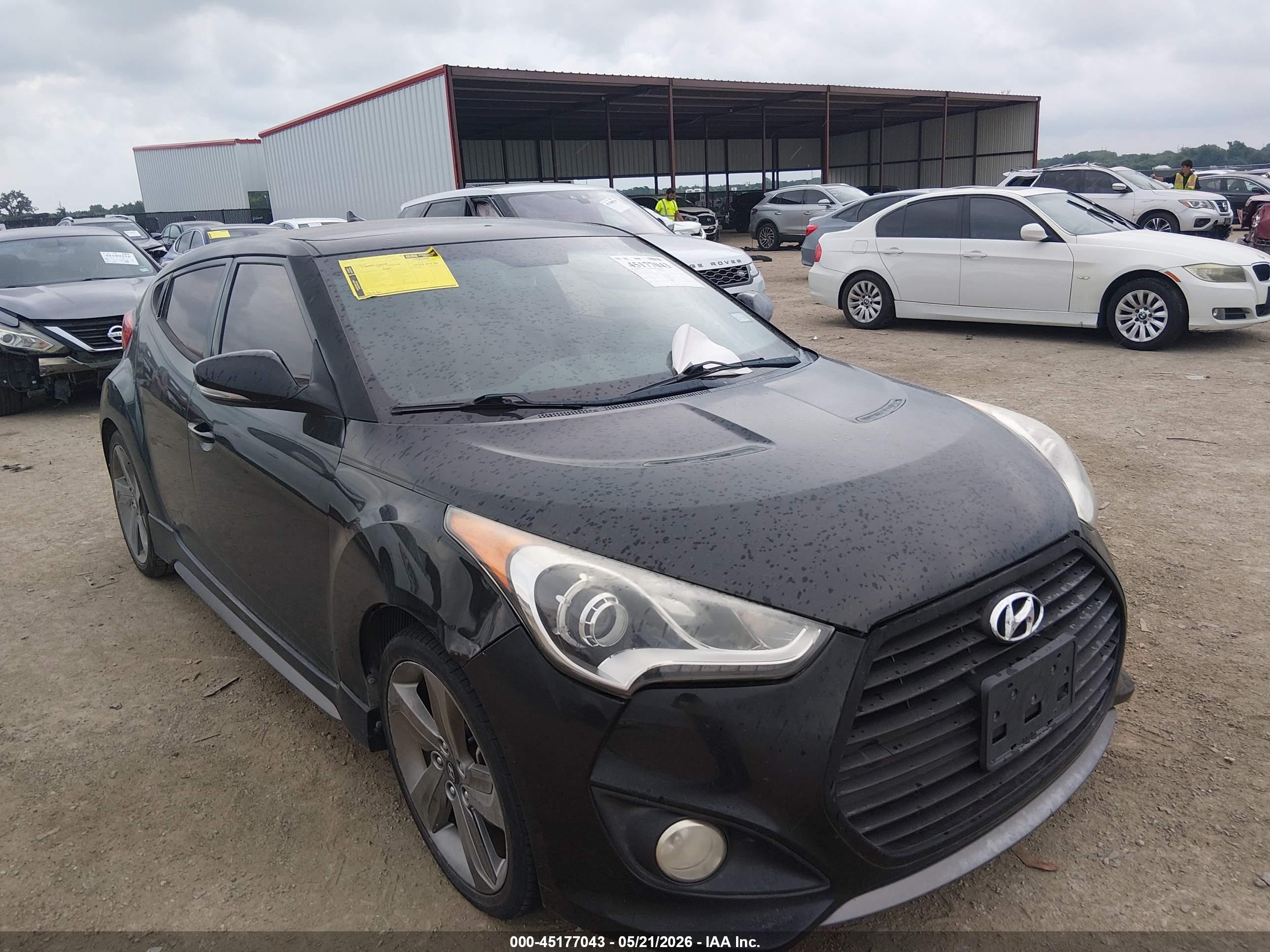 2014 Hyundai Veloster Turbo, VIN KMHTC6AE0EU204746 — Side