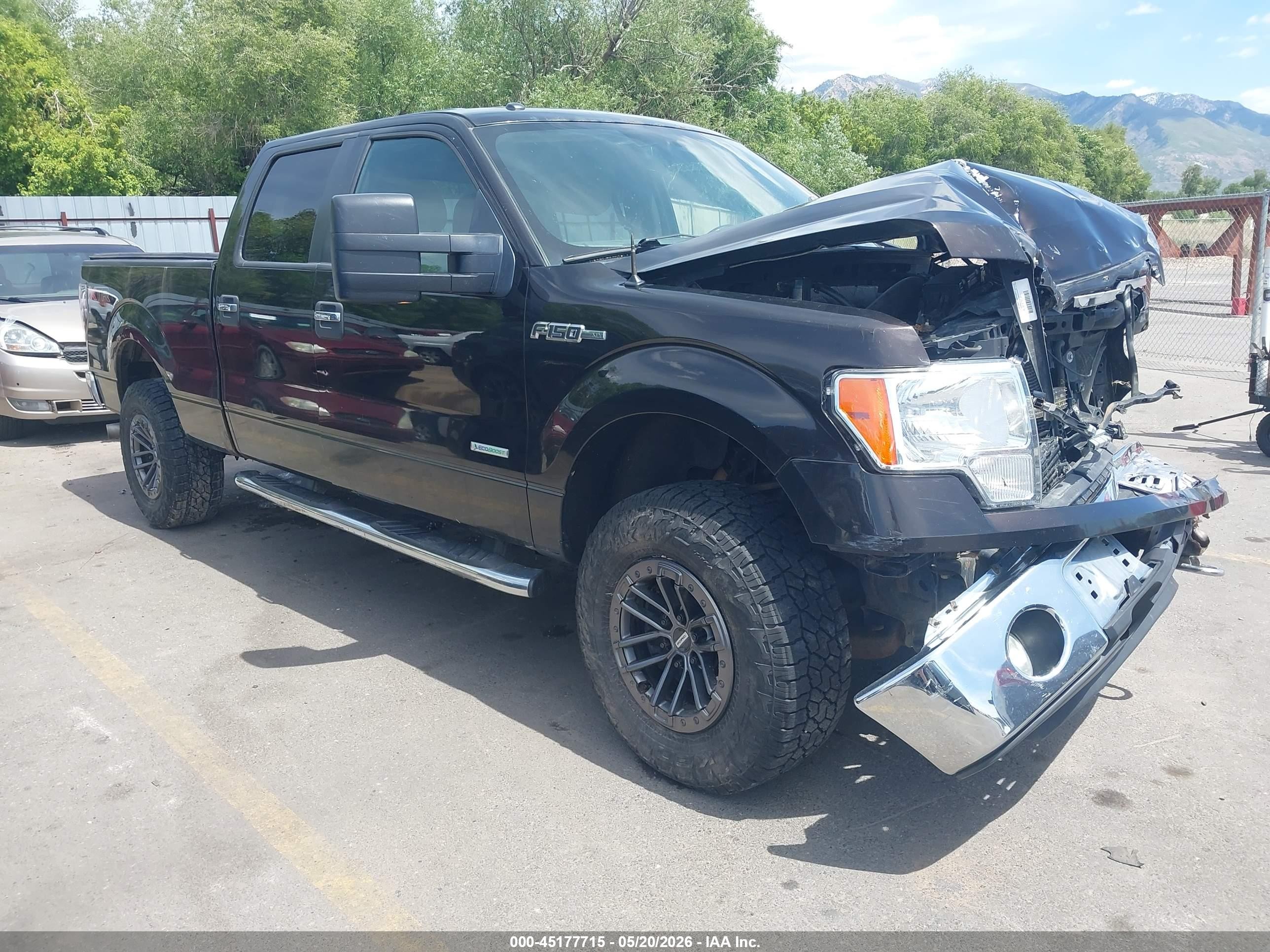 2013 Ford F-150 Lariat, VIN 1FTFW1ET2DFC44947 — Перед
