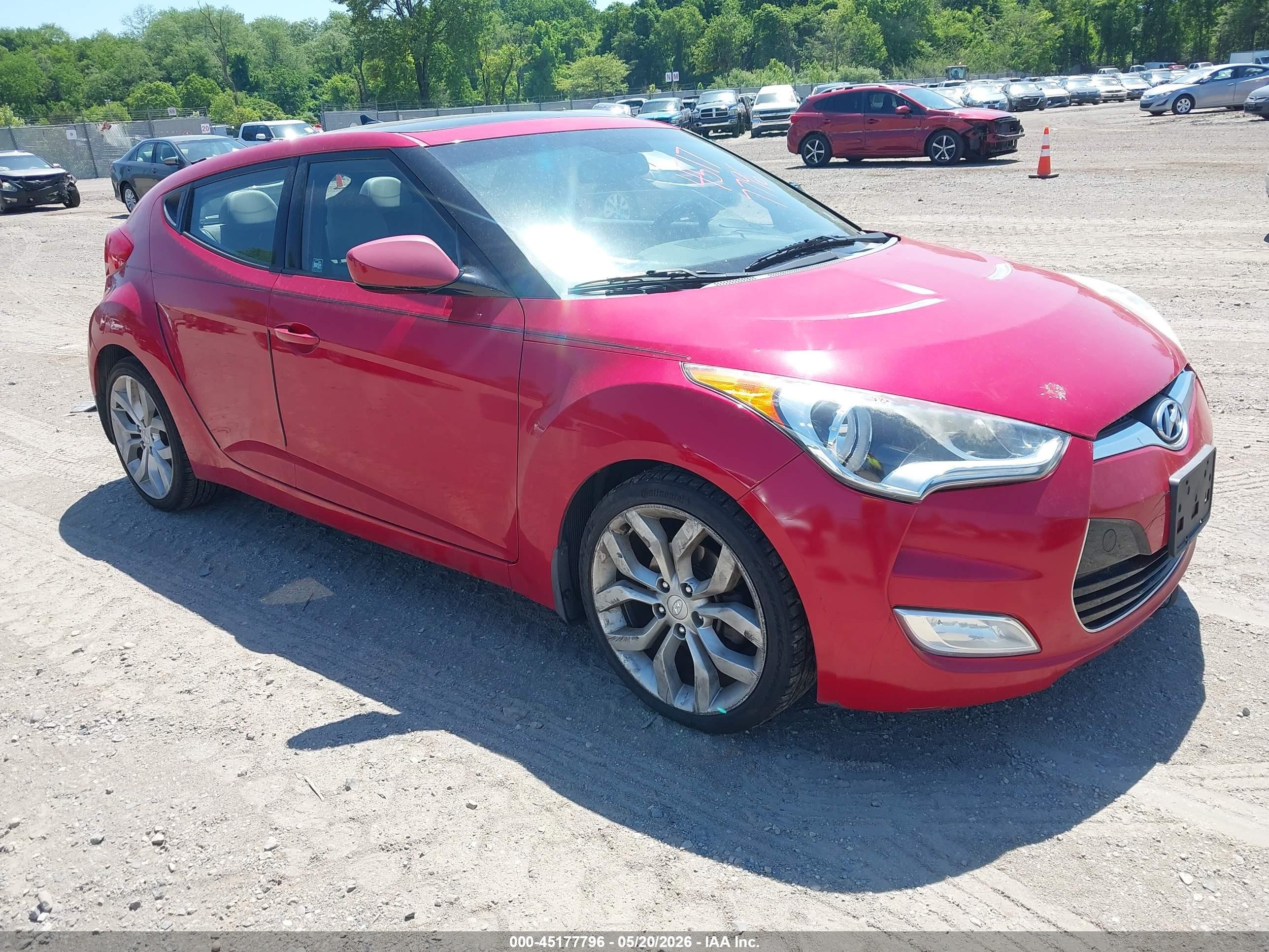 2013 Hyundai Veloster w/Gray Int, VIN KMHTC6AD5DU148311 — Normal wear