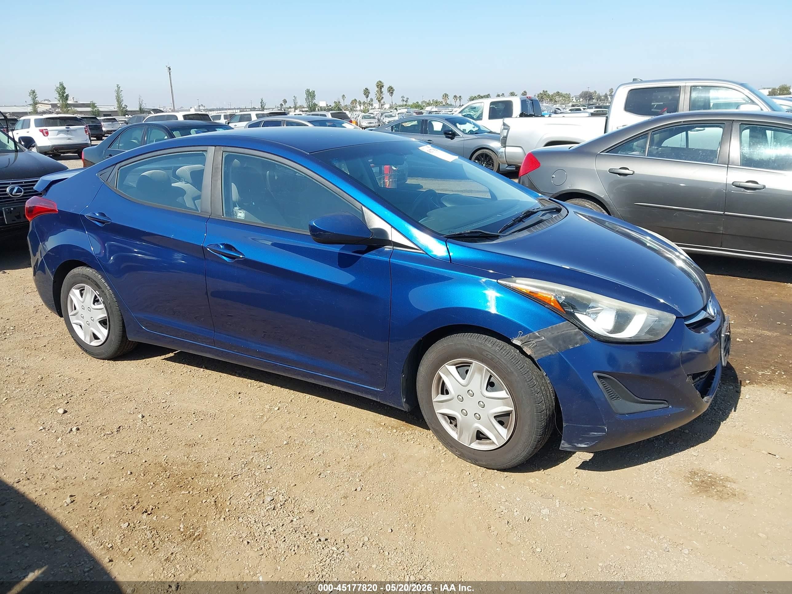 2016 Hyundai Elantra SE, VIN 5NPDH4AE4GH754172 — Front end