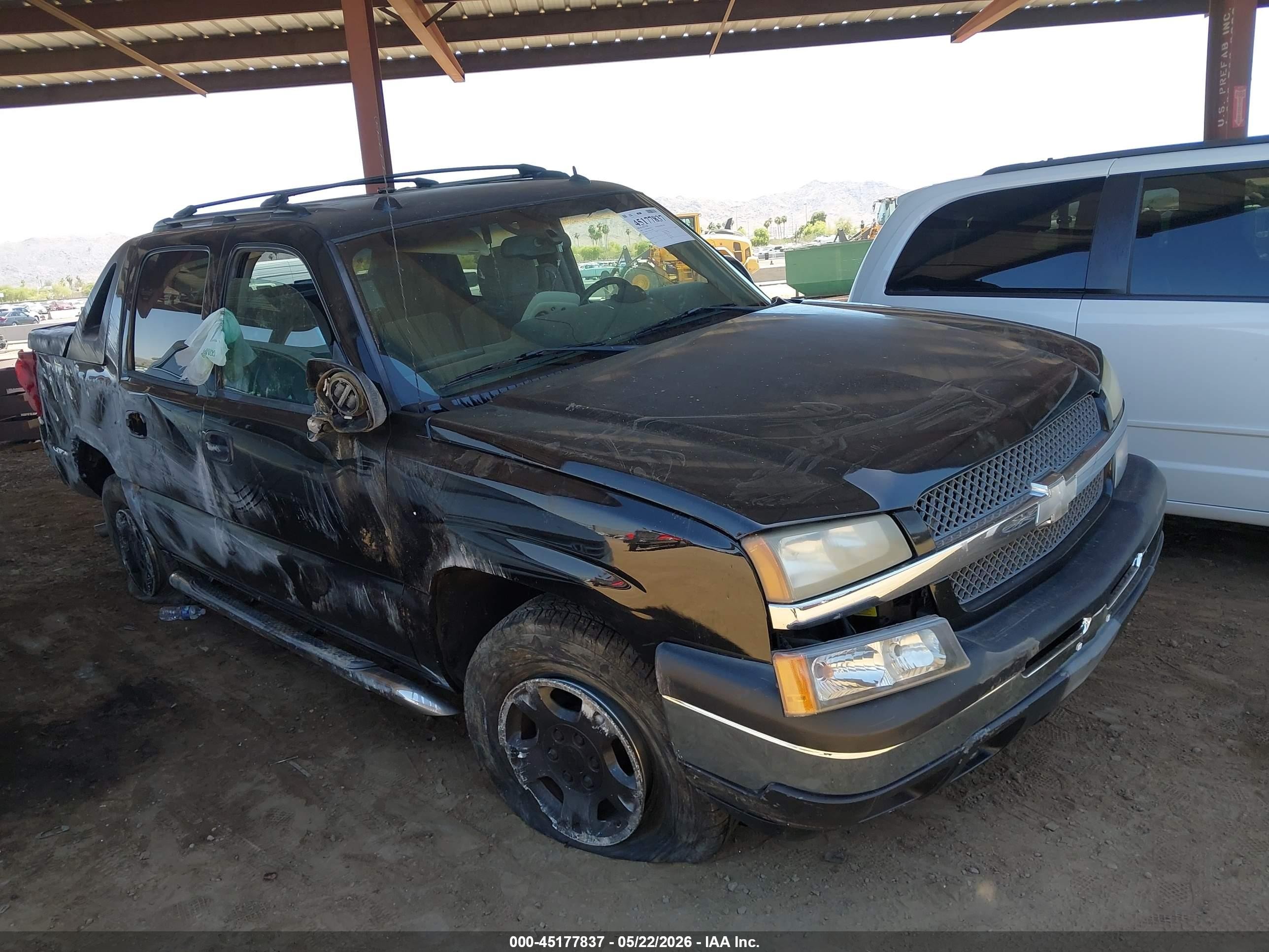 2005 Chevrolet Avalanche LS, VIN 3GNEC12Z85G131489 — Rollover