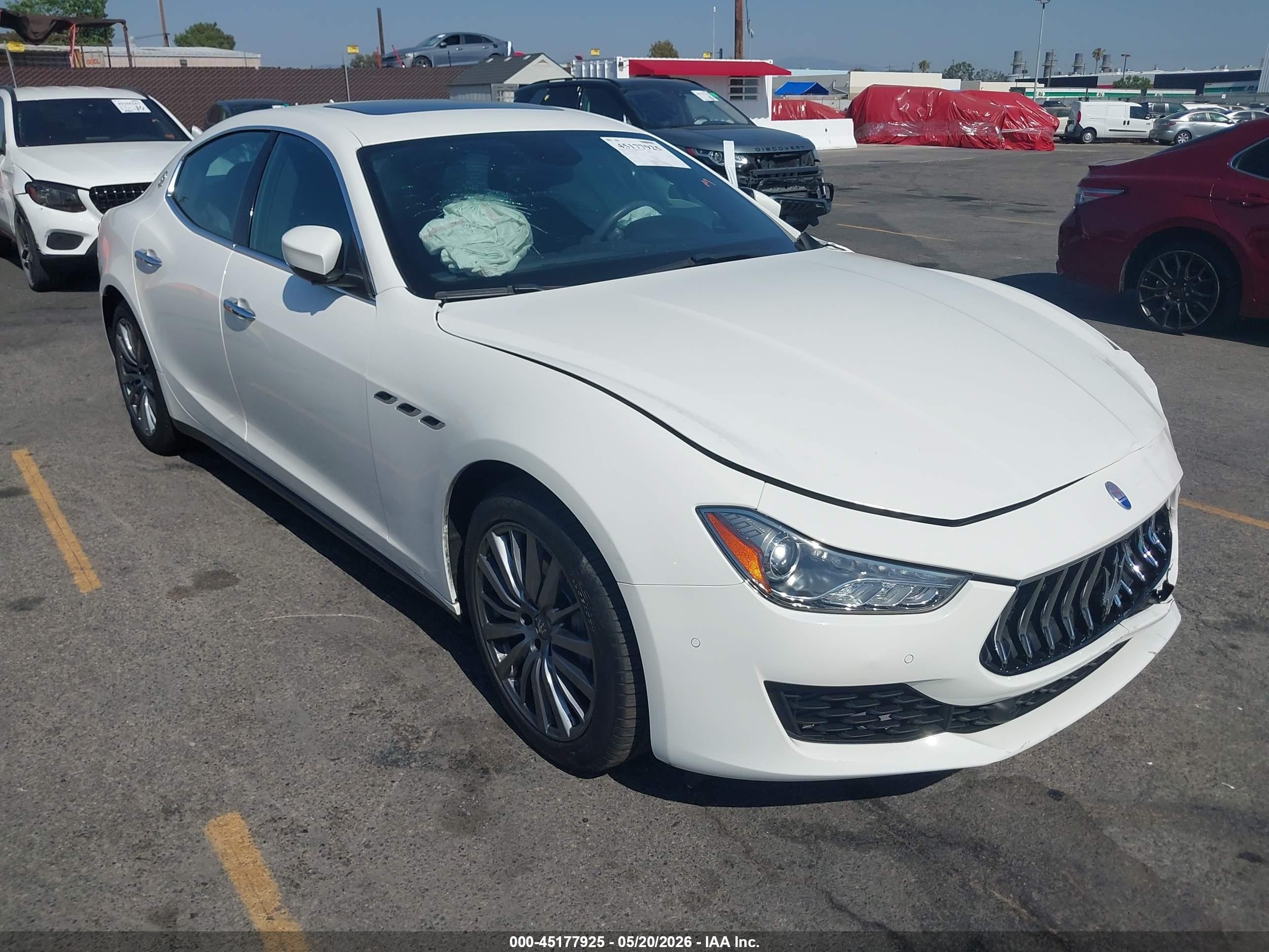 2020 Maserati Ghibli, VIN ZAM57XSA3L1349826 — Front end