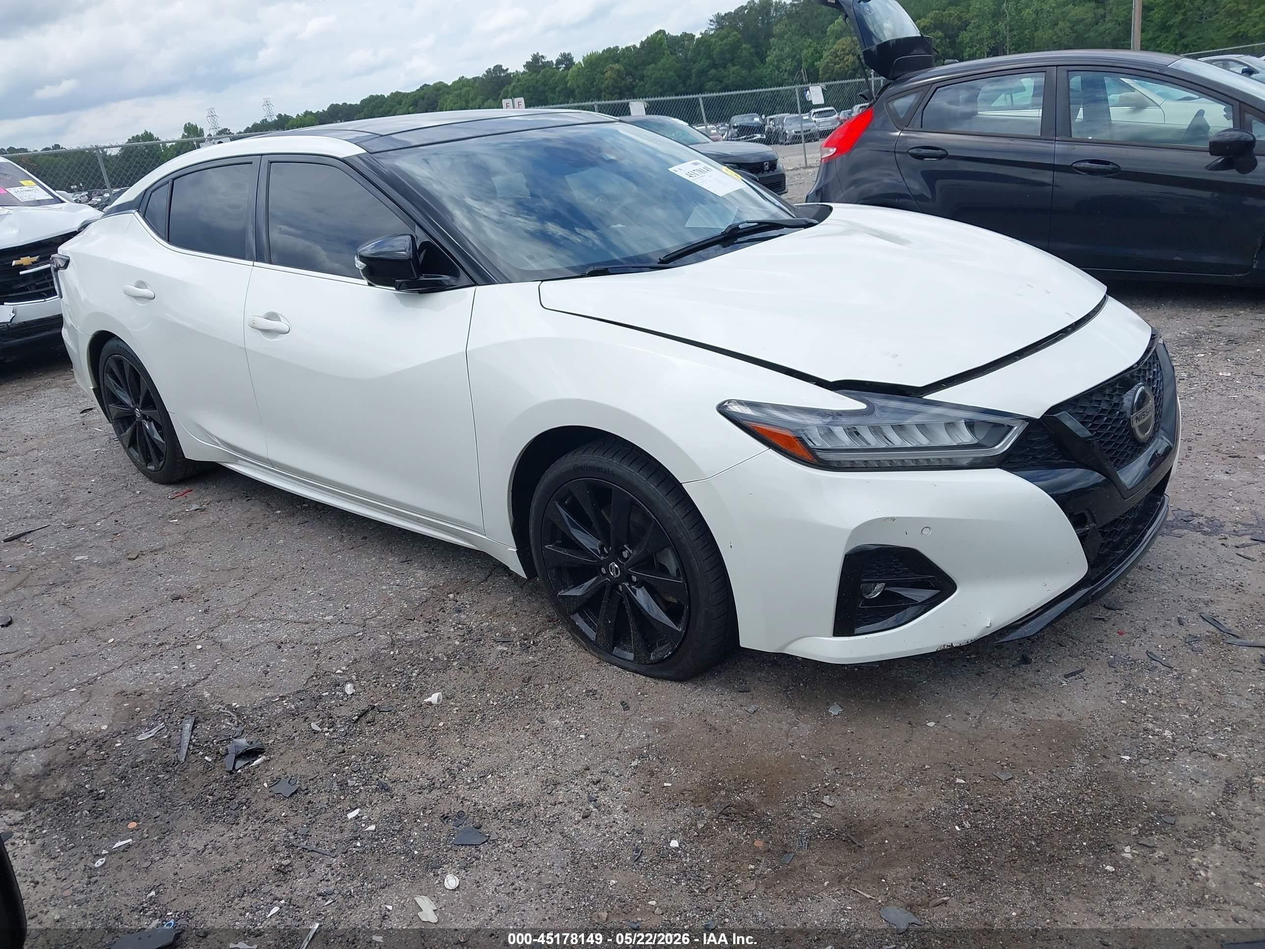 2022 Nissan Maxima SR, VIN 1N4AA6EV4NC503583 — Front end