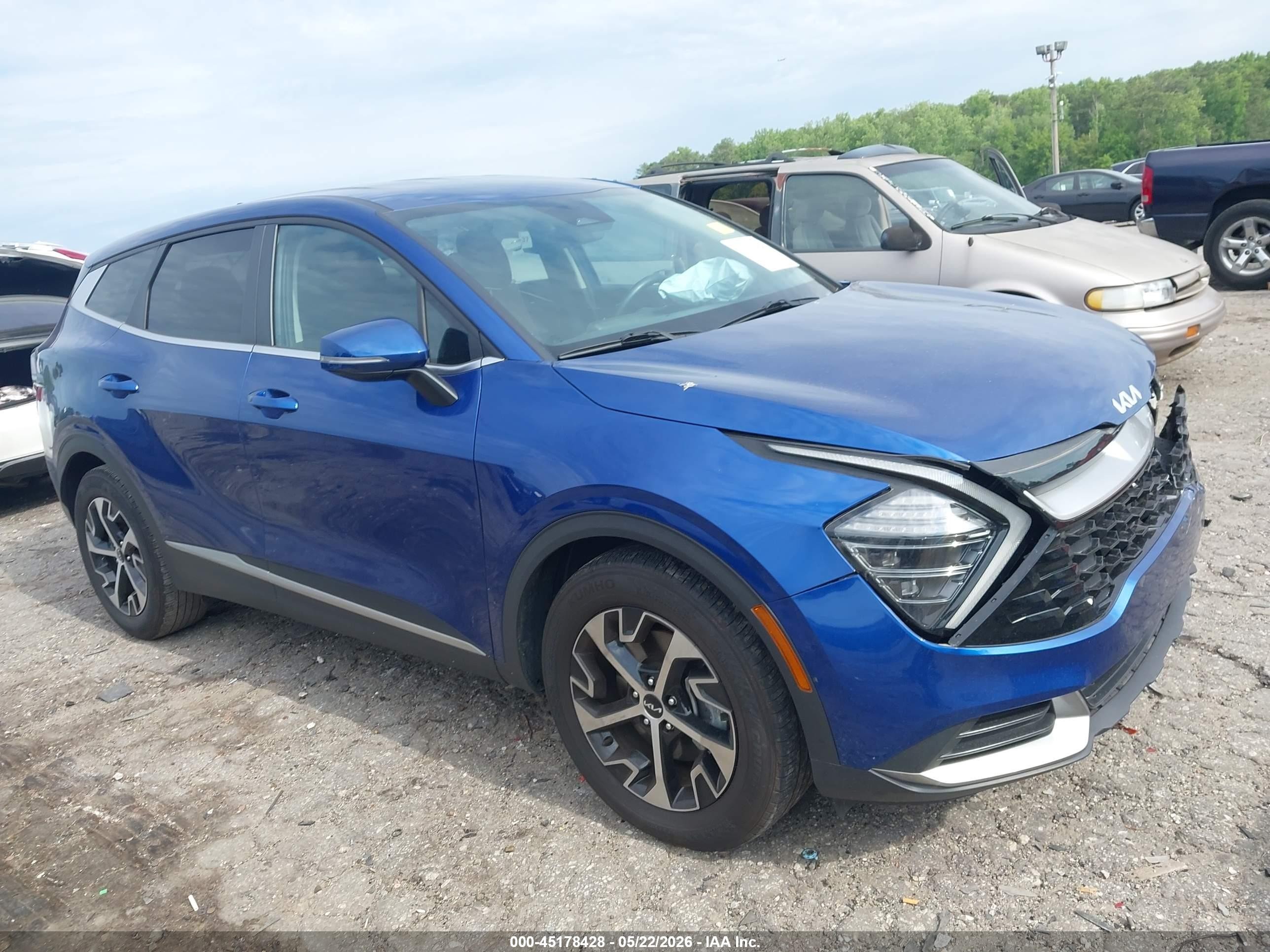 2024 Kia Sportage EX, VIN 5XYK33DF0RG161892 — Front end