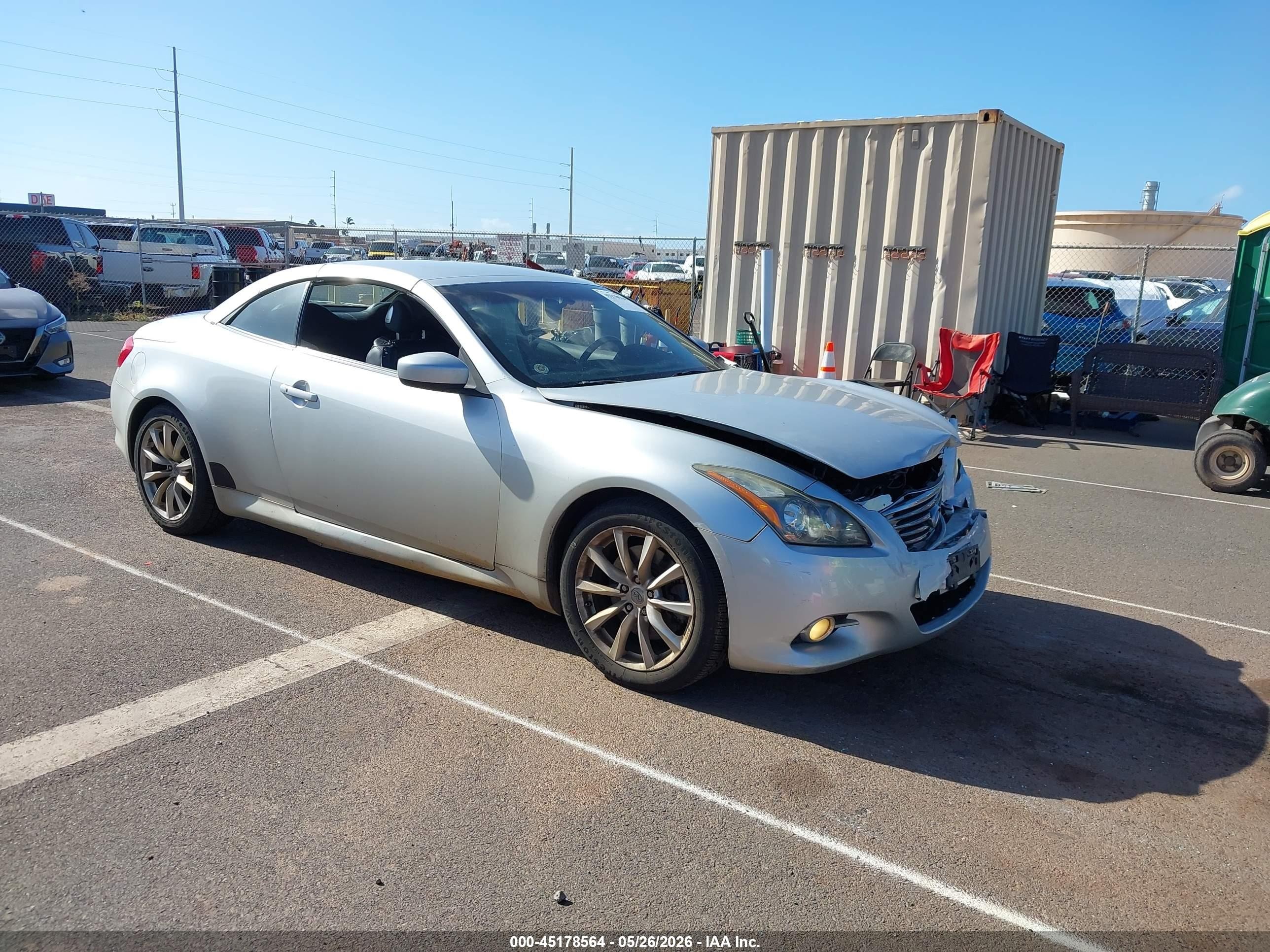 2011 Infiniti G37, VIN JN1CV6FE1BM954114 — Перед