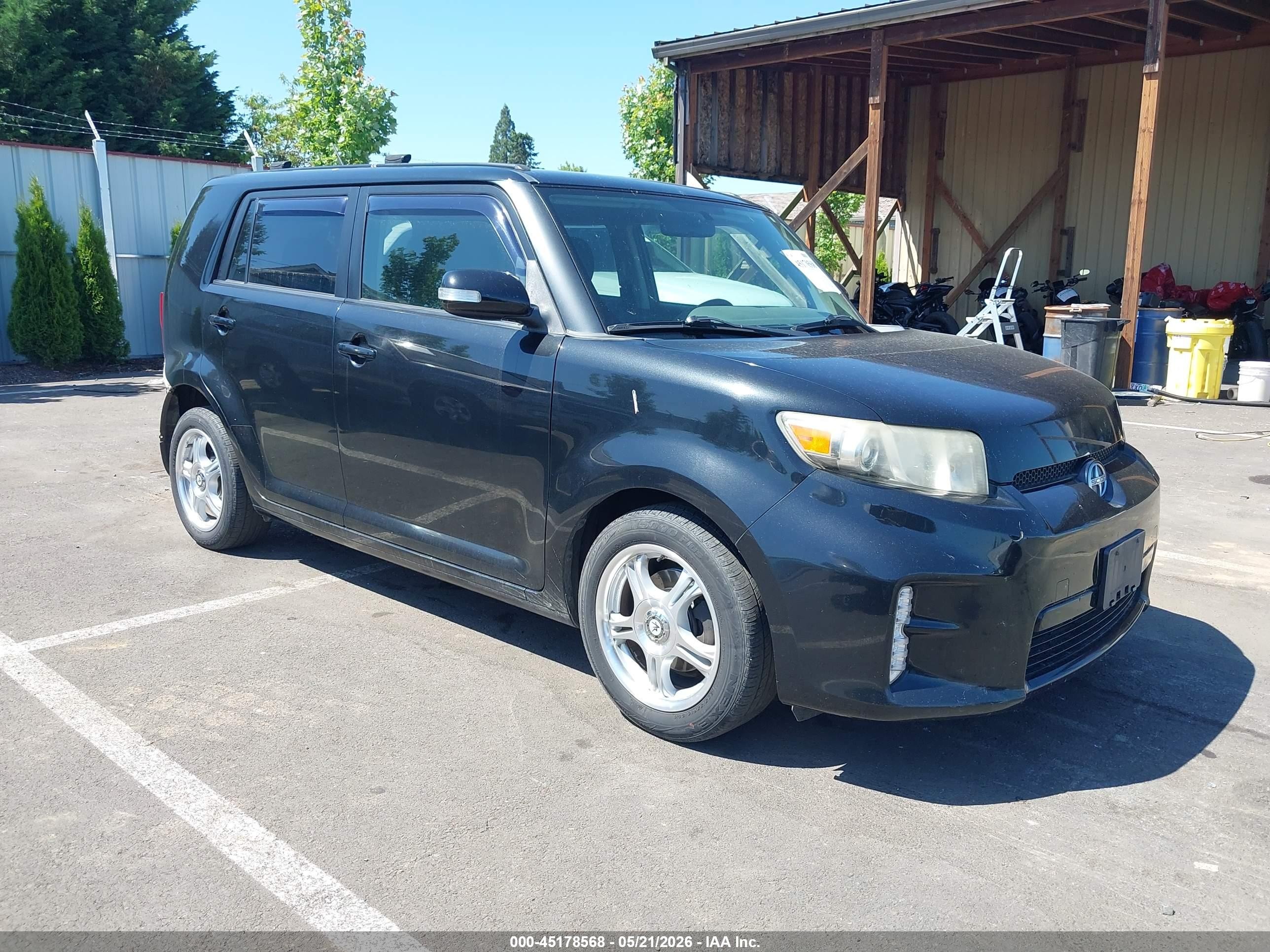 2013 Scion xB, VIN JTLZE4FE4DJ034059 — Rear end