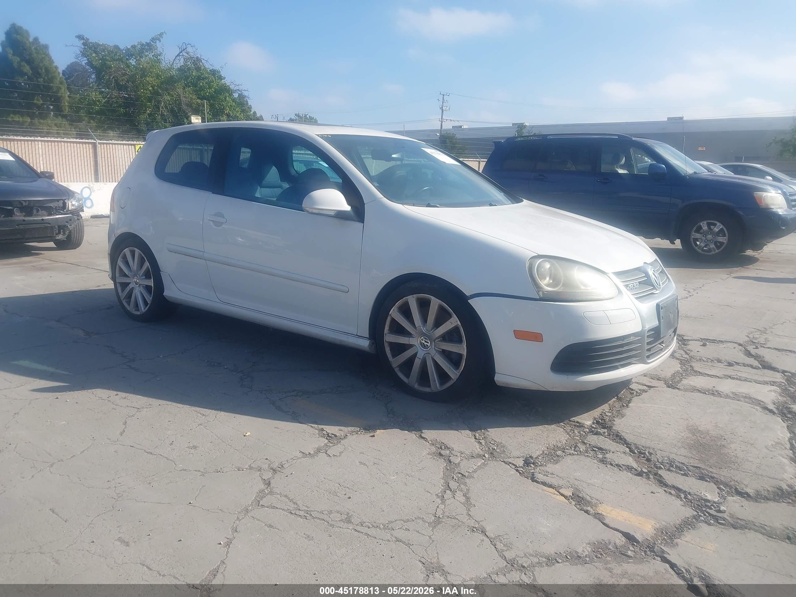 2008 Volkswagen R32, VIN WVWKC71K38W127763 — Normal wear