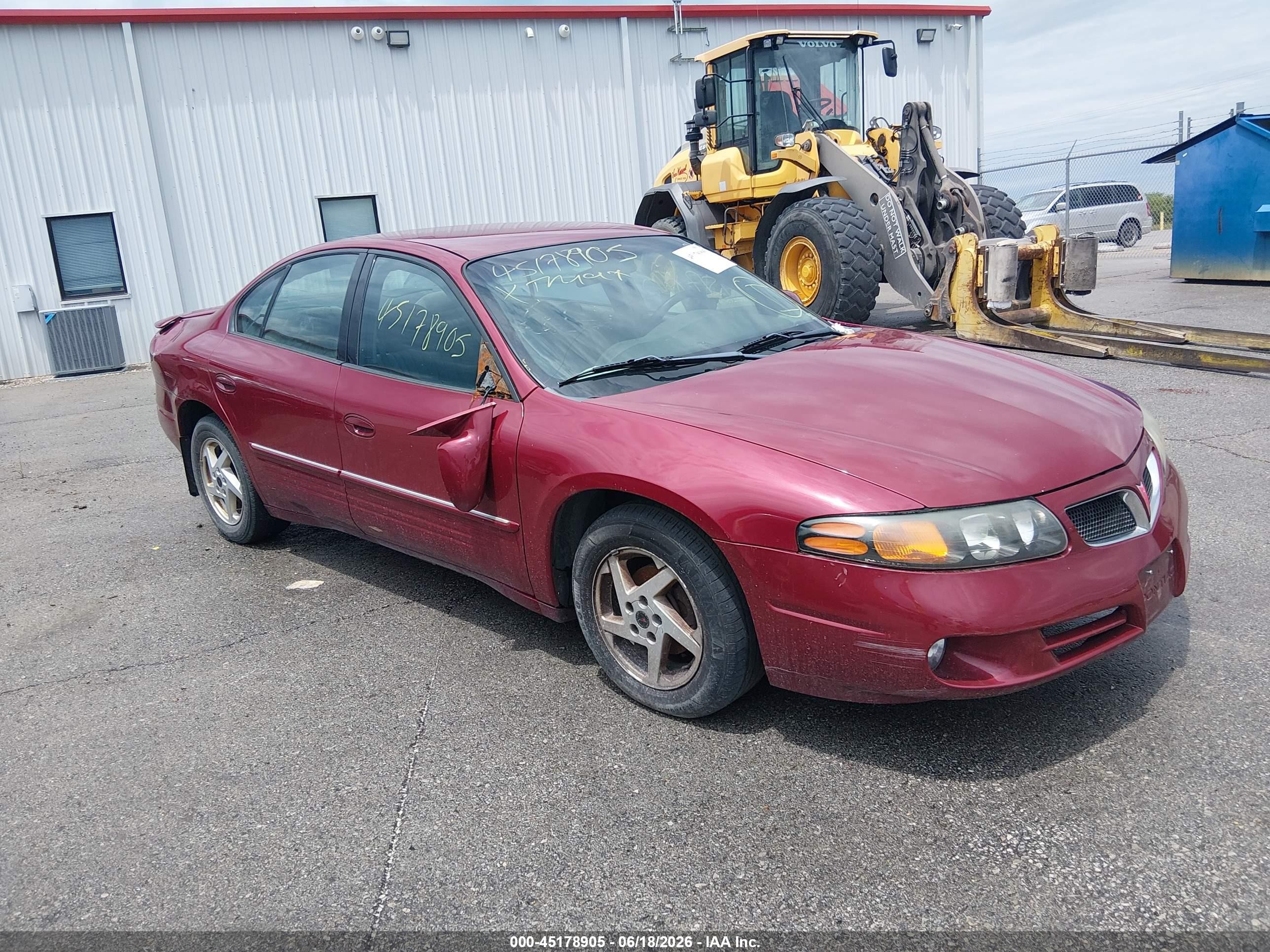 2003 Pontiac Bonneville SE, VIN 1G2HX52K534150388 — Front end