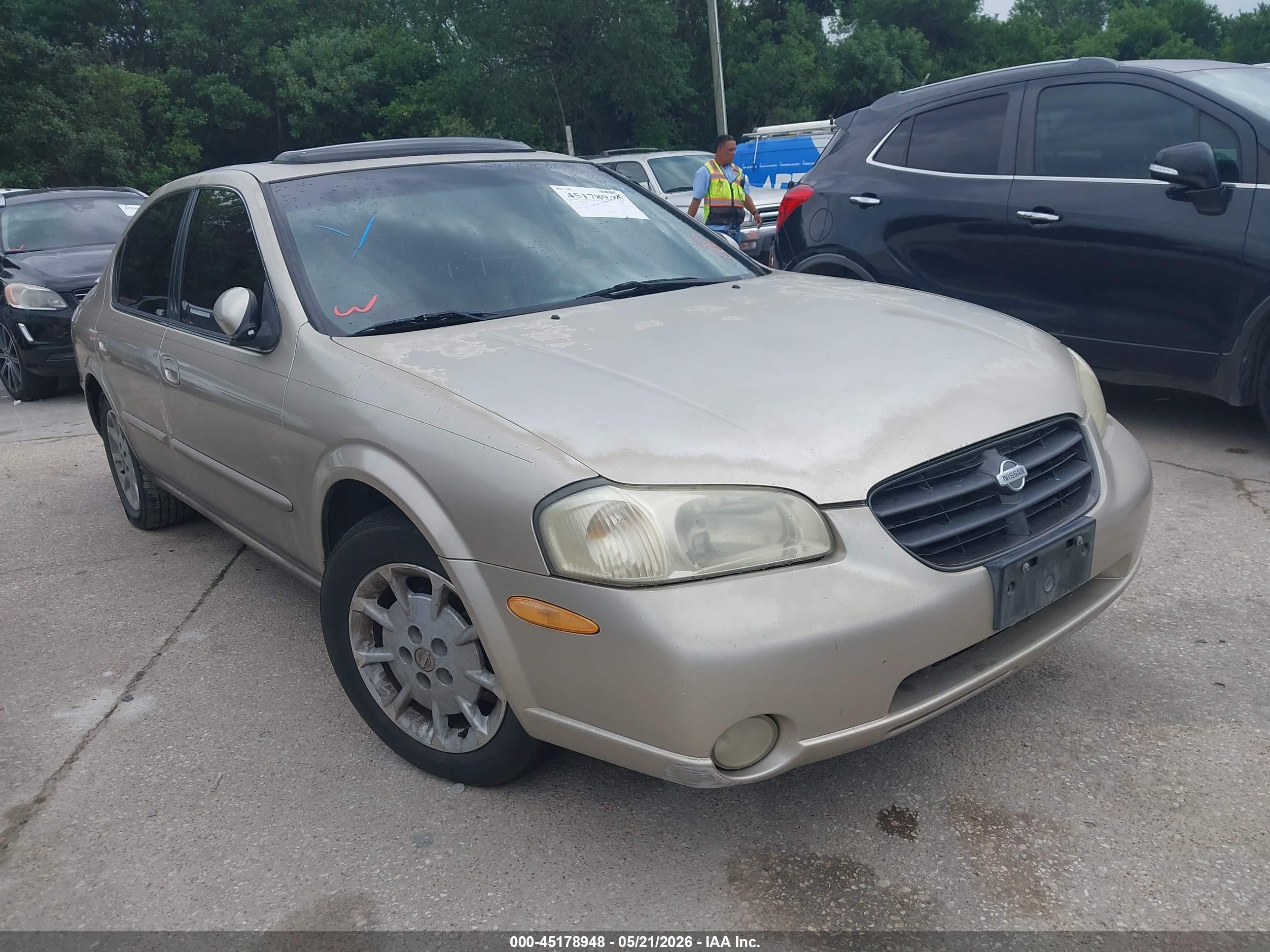 2000 Nissan Maxima GXE, VIN JN1CA31D9YT527643 — Обычный износ