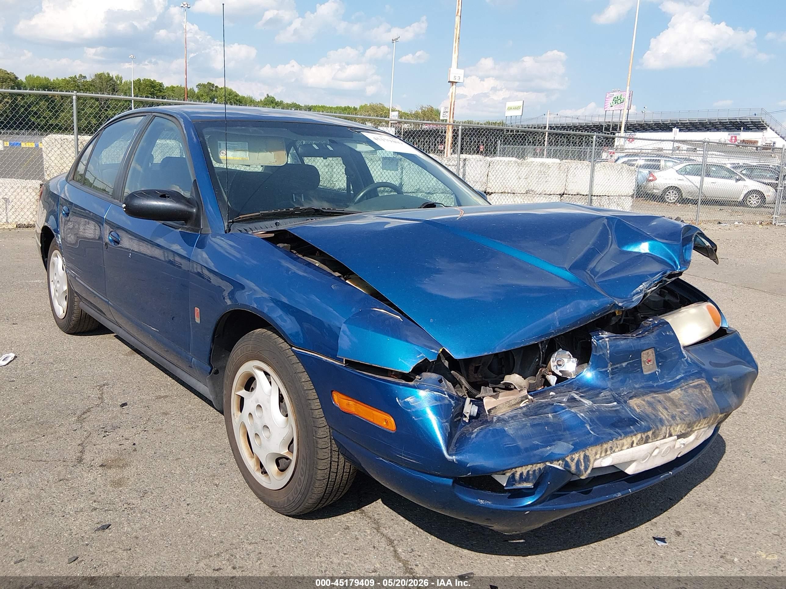 2002 Saturn SL, VIN 1G8ZK52712Z142939 — Перед