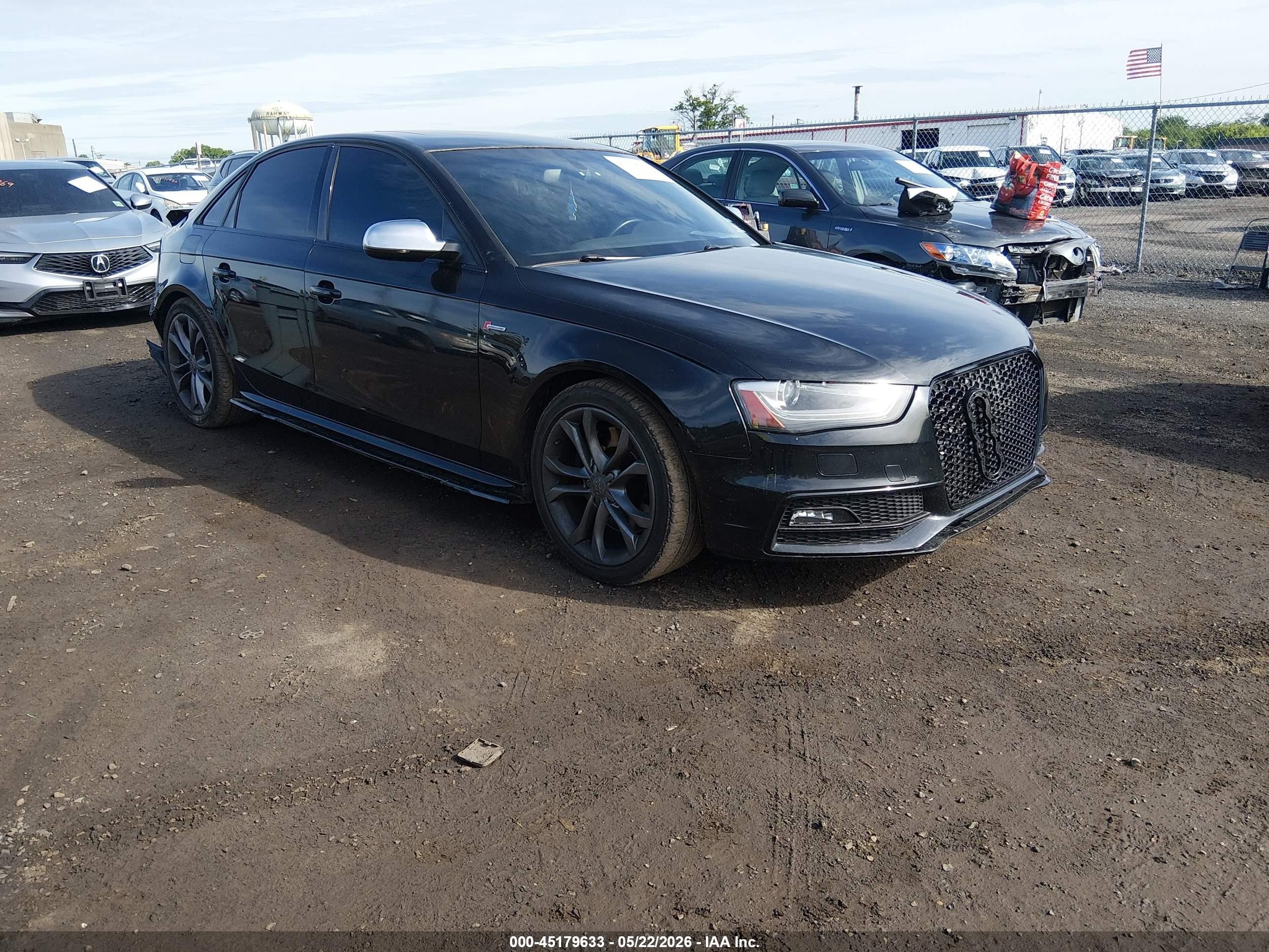2013 Audi S4 Premium Plus, VIN WAUDGAFL9DA146219 — Зад
