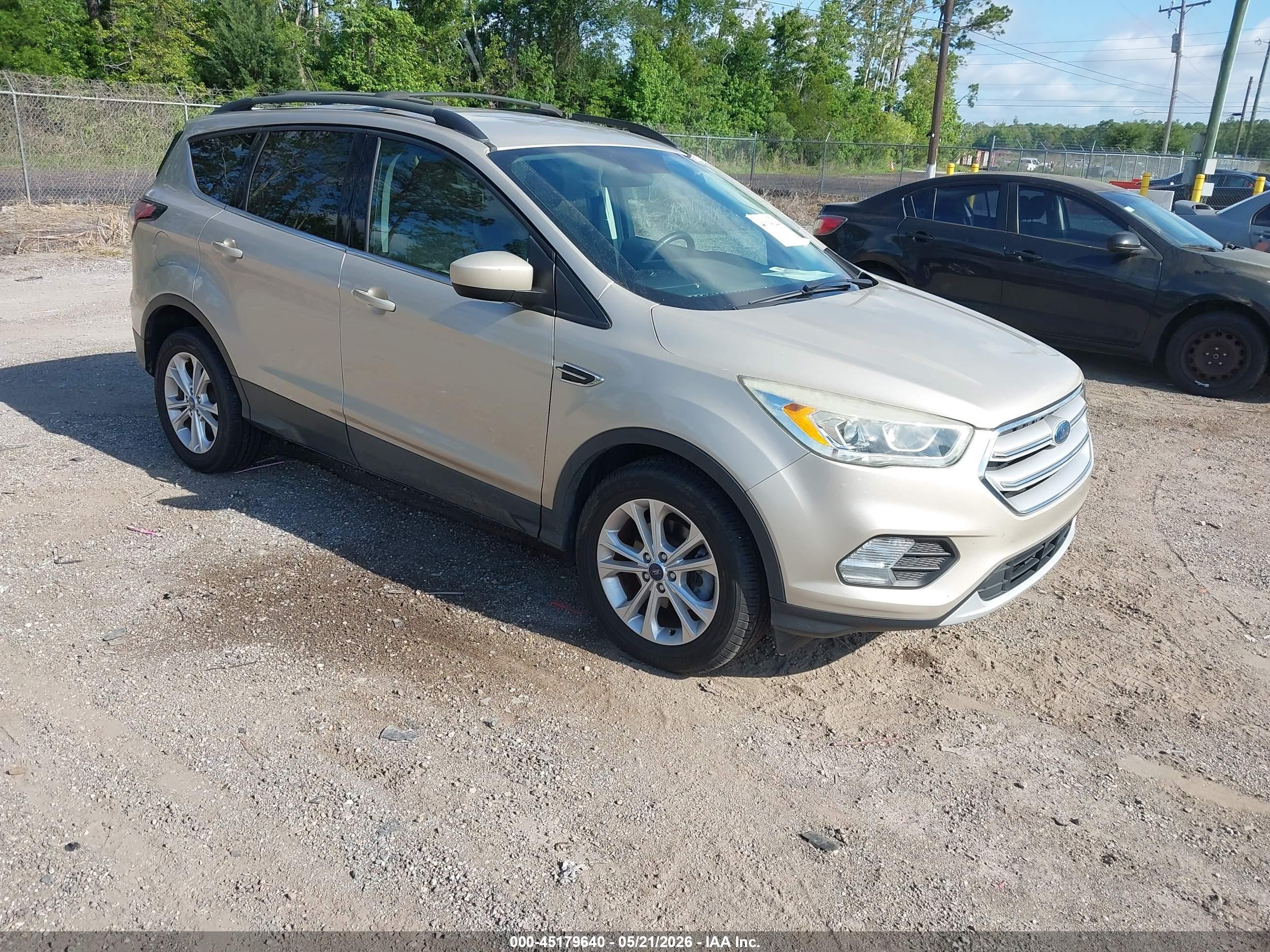 2018 Ford Escape SEL, VIN 1FMCU0HDXJUA69437 — Normal wear