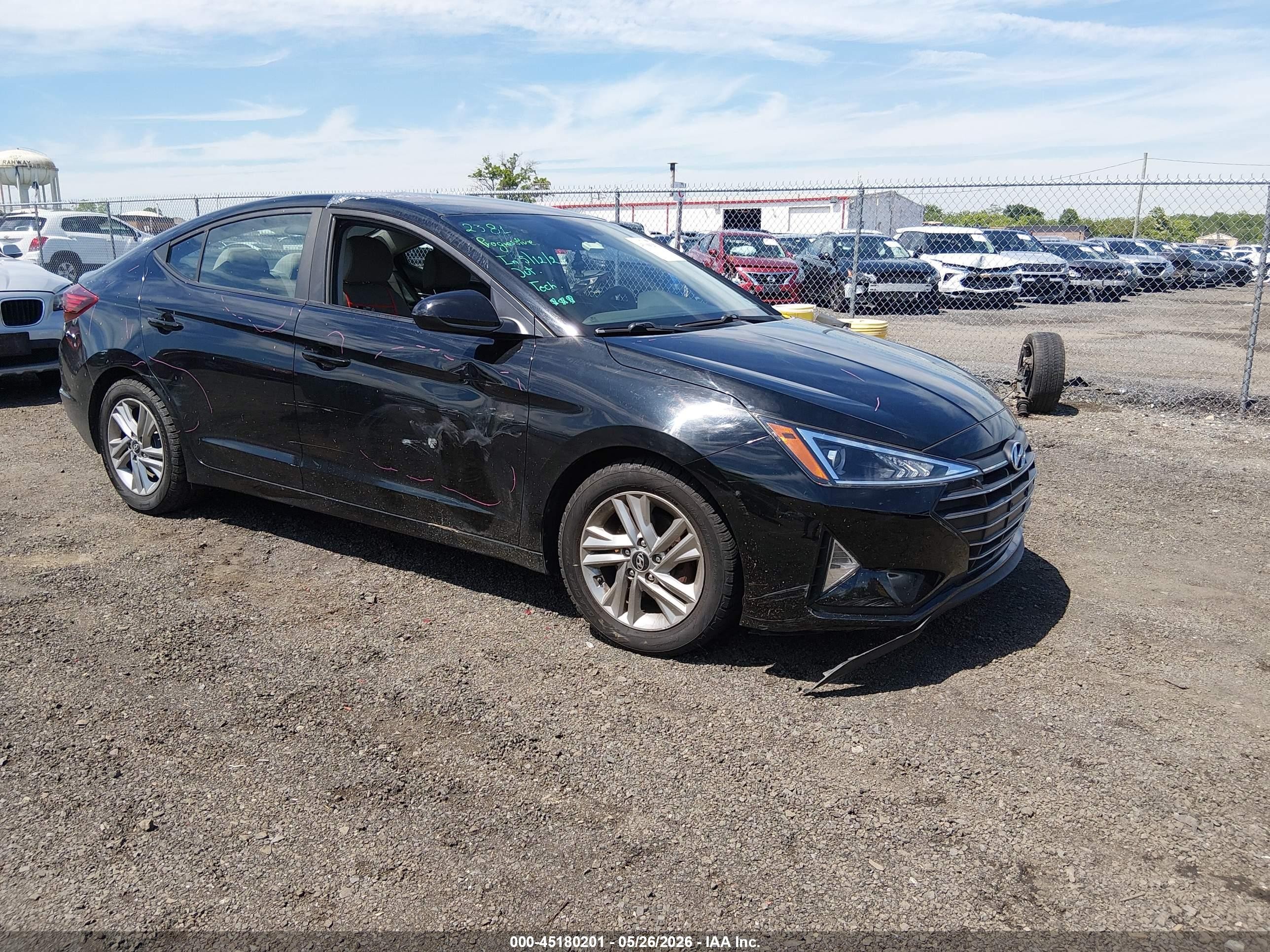 2019 Hyundai Elantra SEL, VIN KMHD84LF8KU741702 — Side