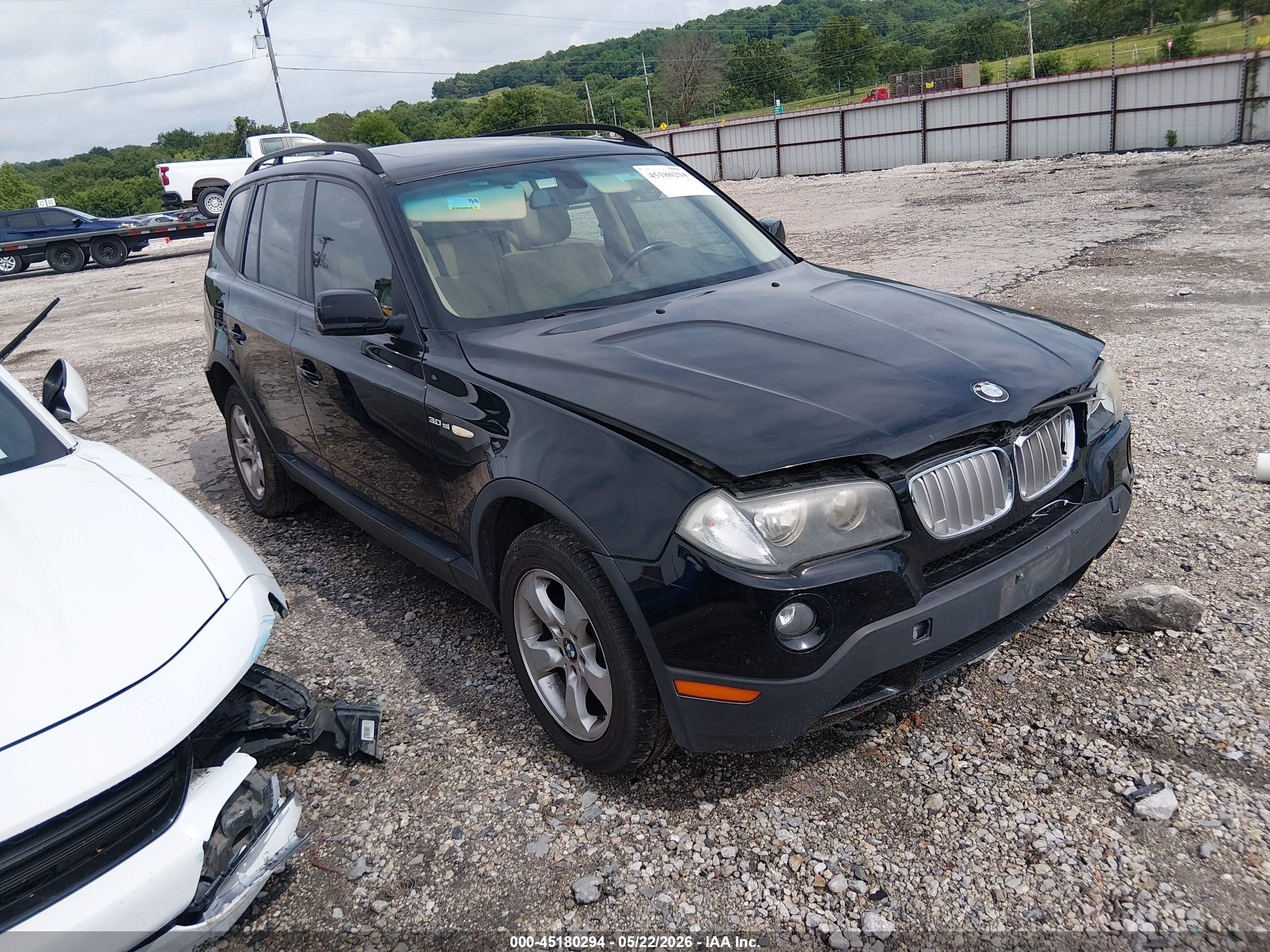 2007 BMW X3 3.0si, VIN WBXPC93407WF04179 — Rear end