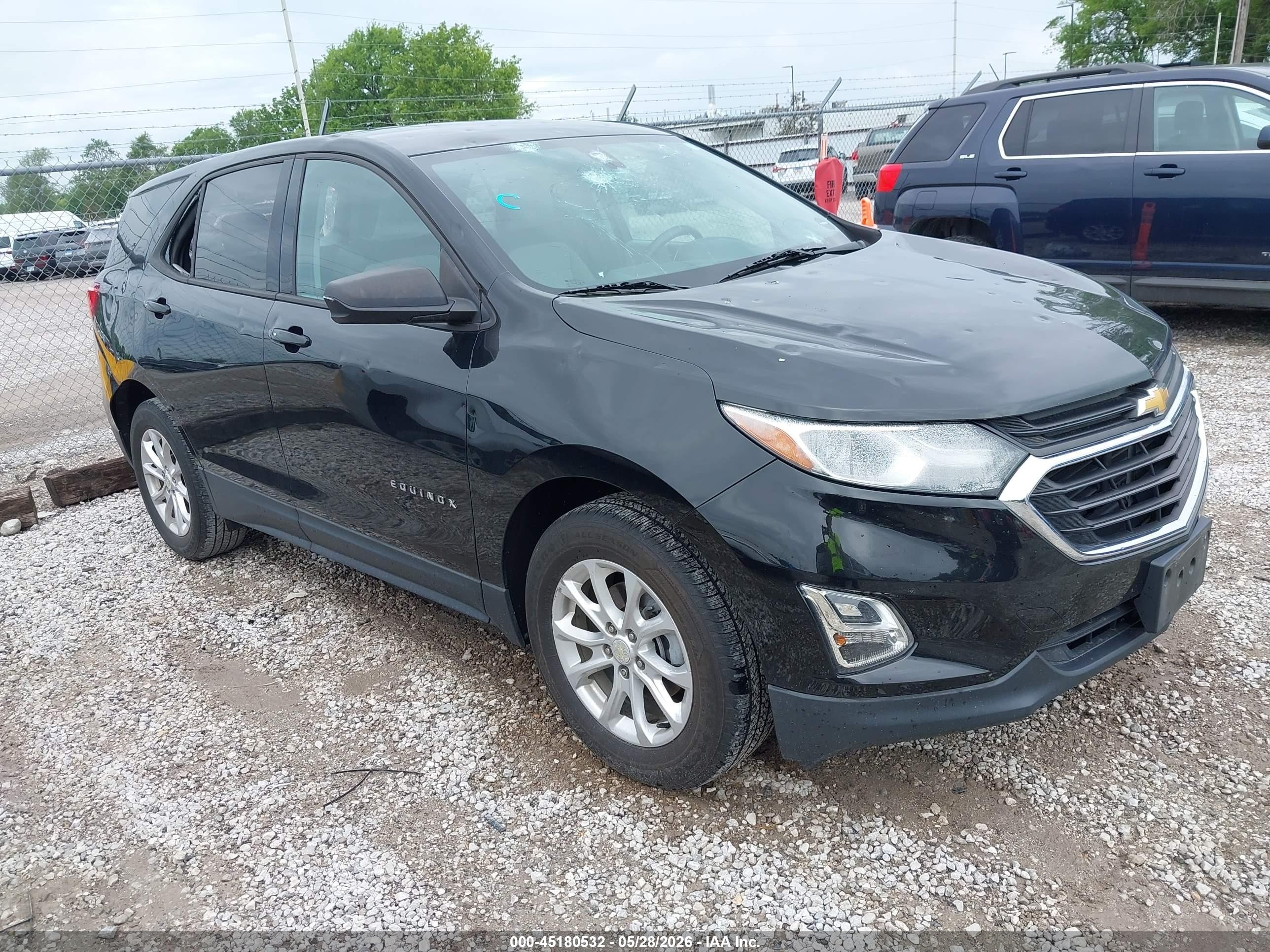 2019 Chevrolet Equinox LS, VIN 3GNAXHEV5KL171066 — Град