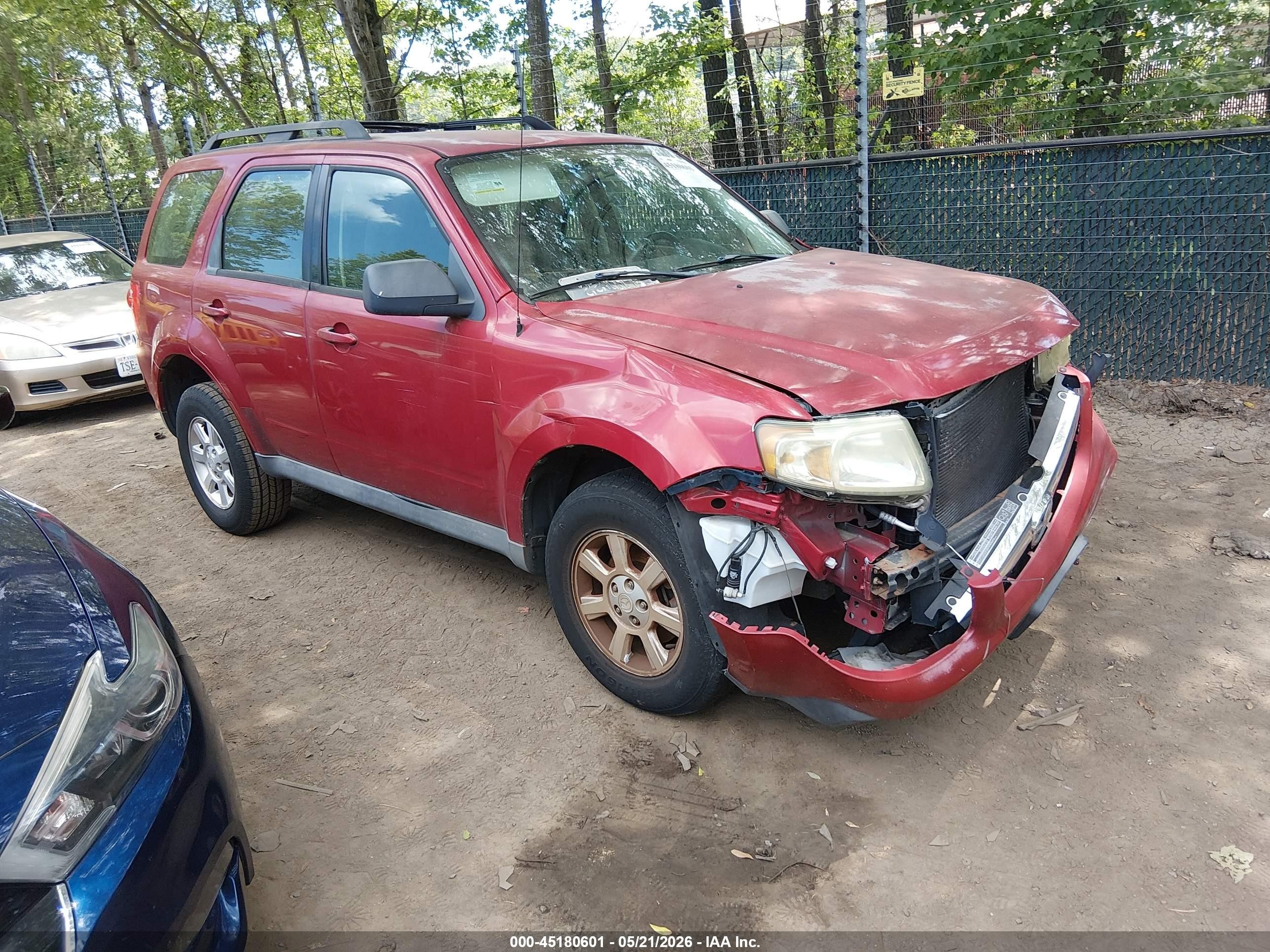 2009 Mazda Tribute Sport, VIN 4F2CZ02779KM08896 — Перед
