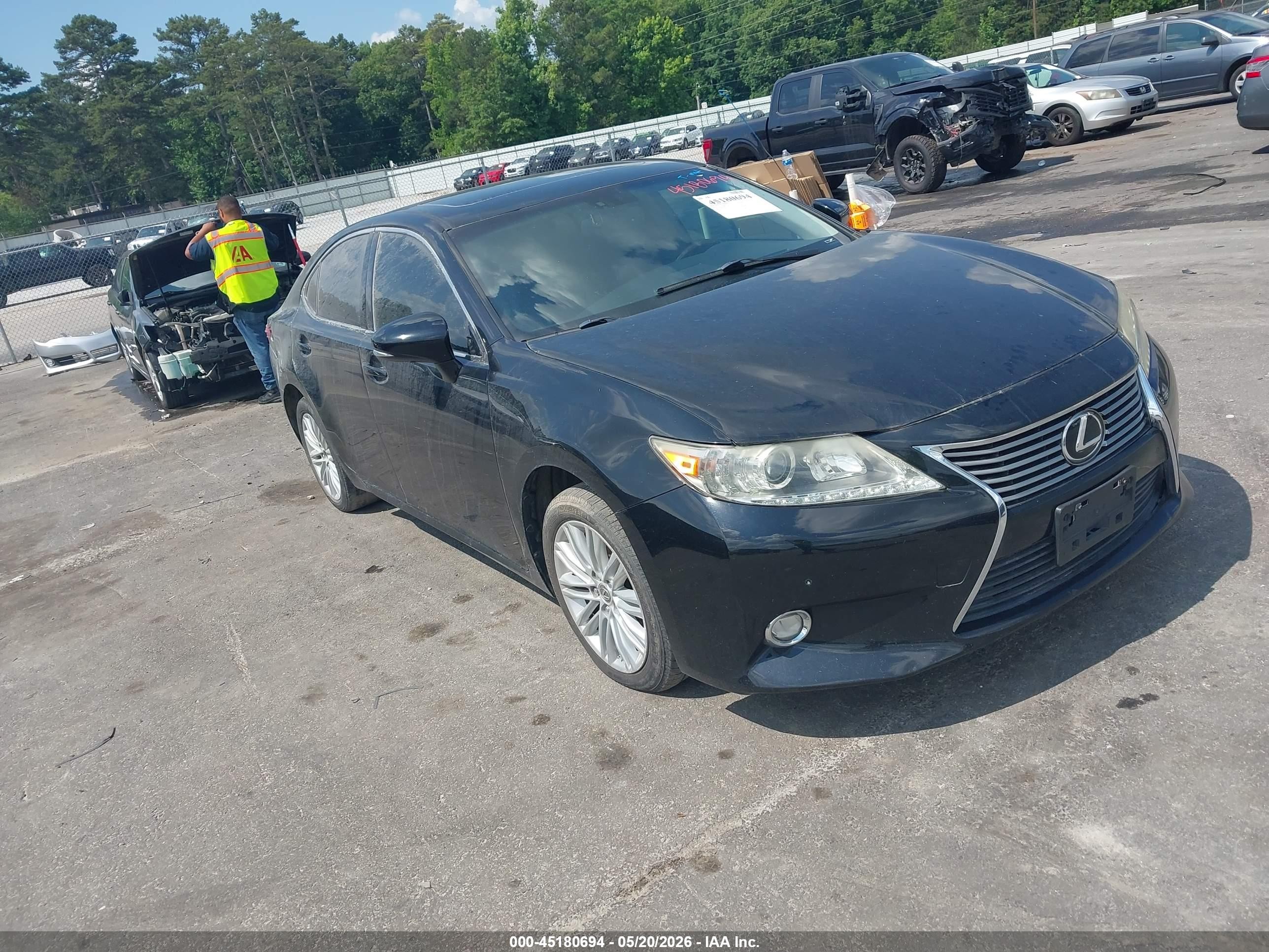 2015 Lexus ES 330, VIN JTHBK1GG4F2170580 — Repossession
