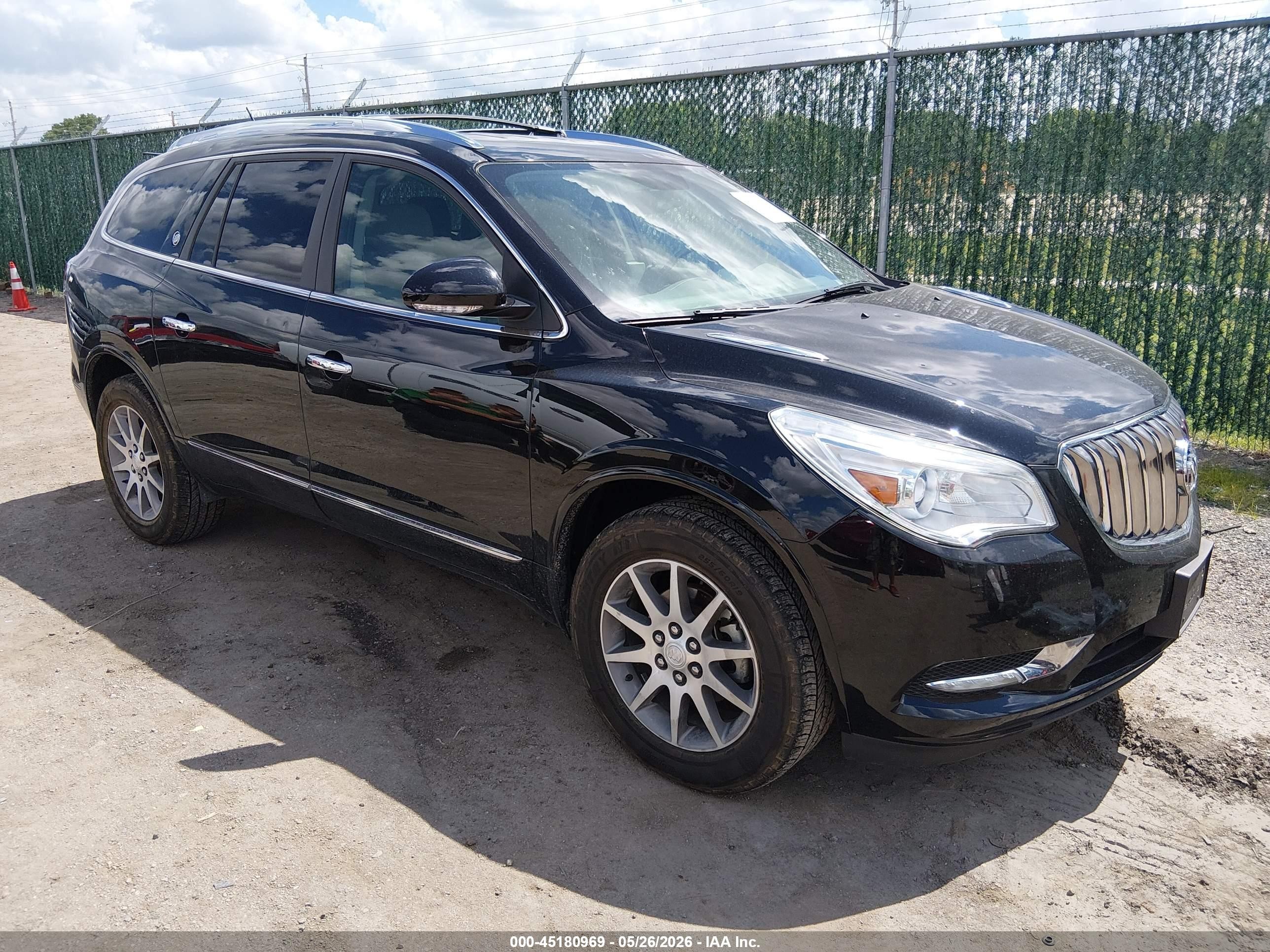 2017 Buick Enclave Convenience, VIN 5GAKRAKDXHJ111909 — Град