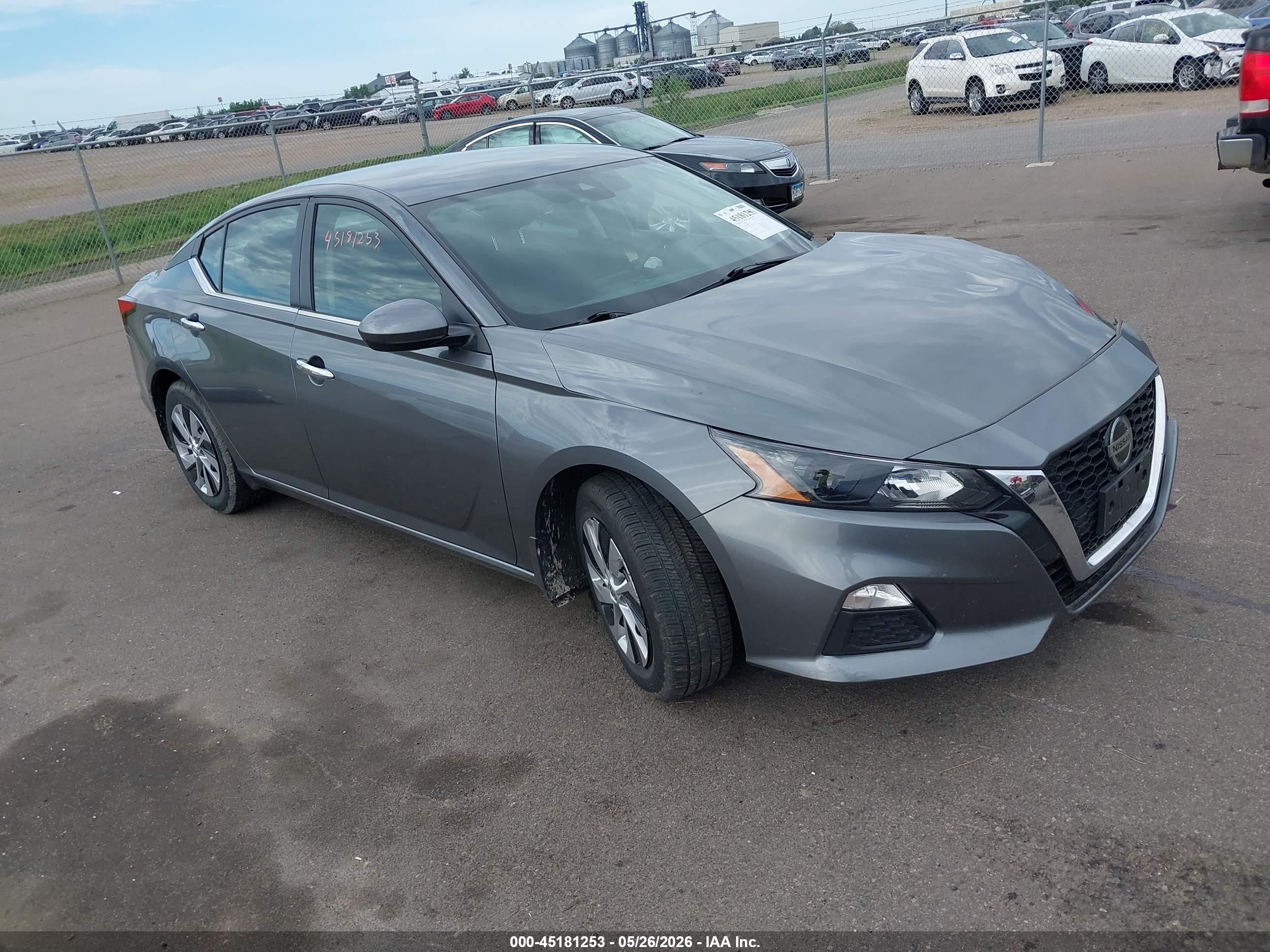 2022 Nissan Altima S, VIN 1N4BL4BV8NN417625 — Side