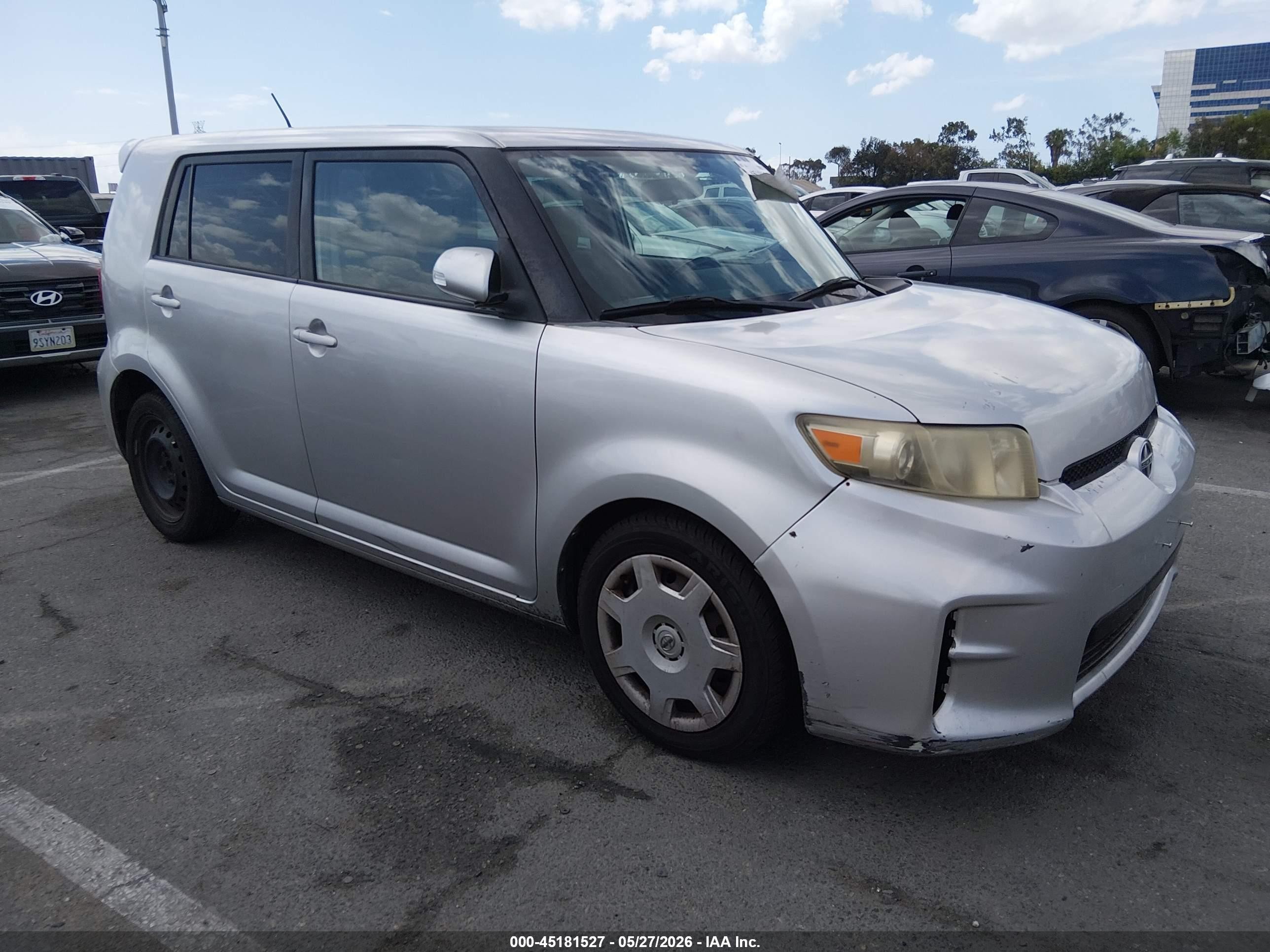 2014 Scion xB, VIN JTLZE4FE4EJ055334 — Rear end